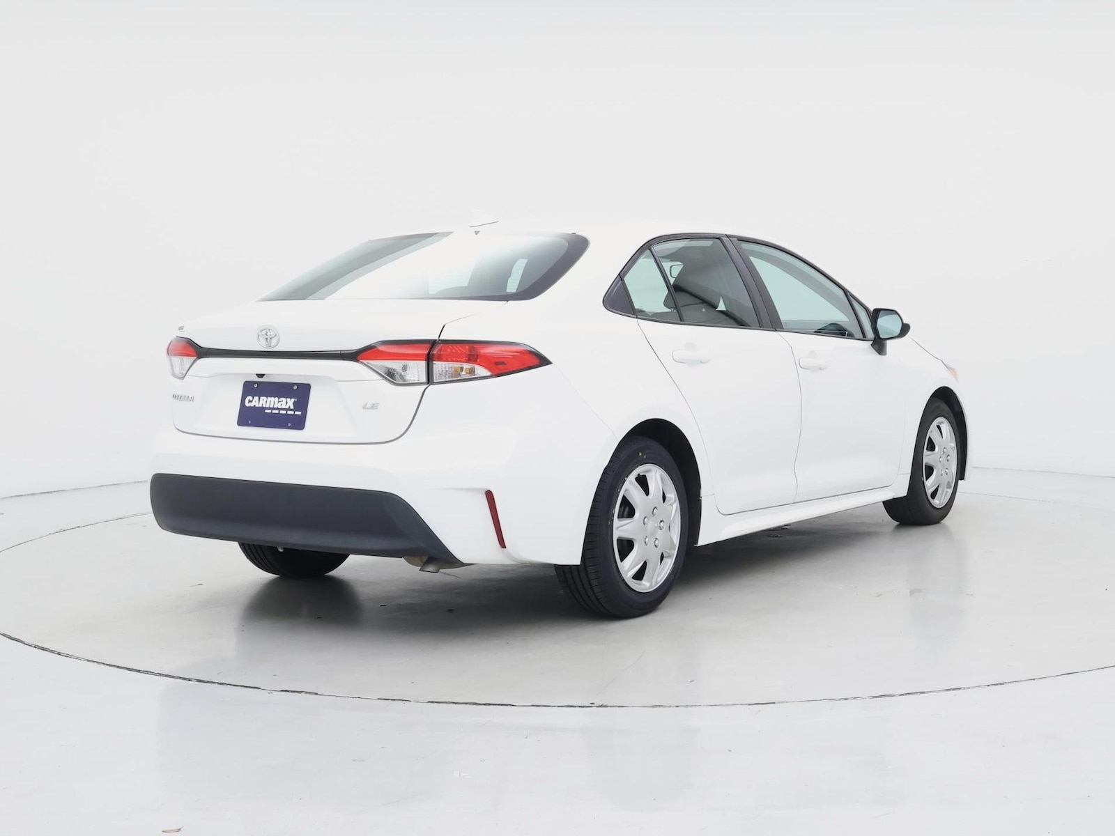 2024 Toyota Corolla LE - Photo 9