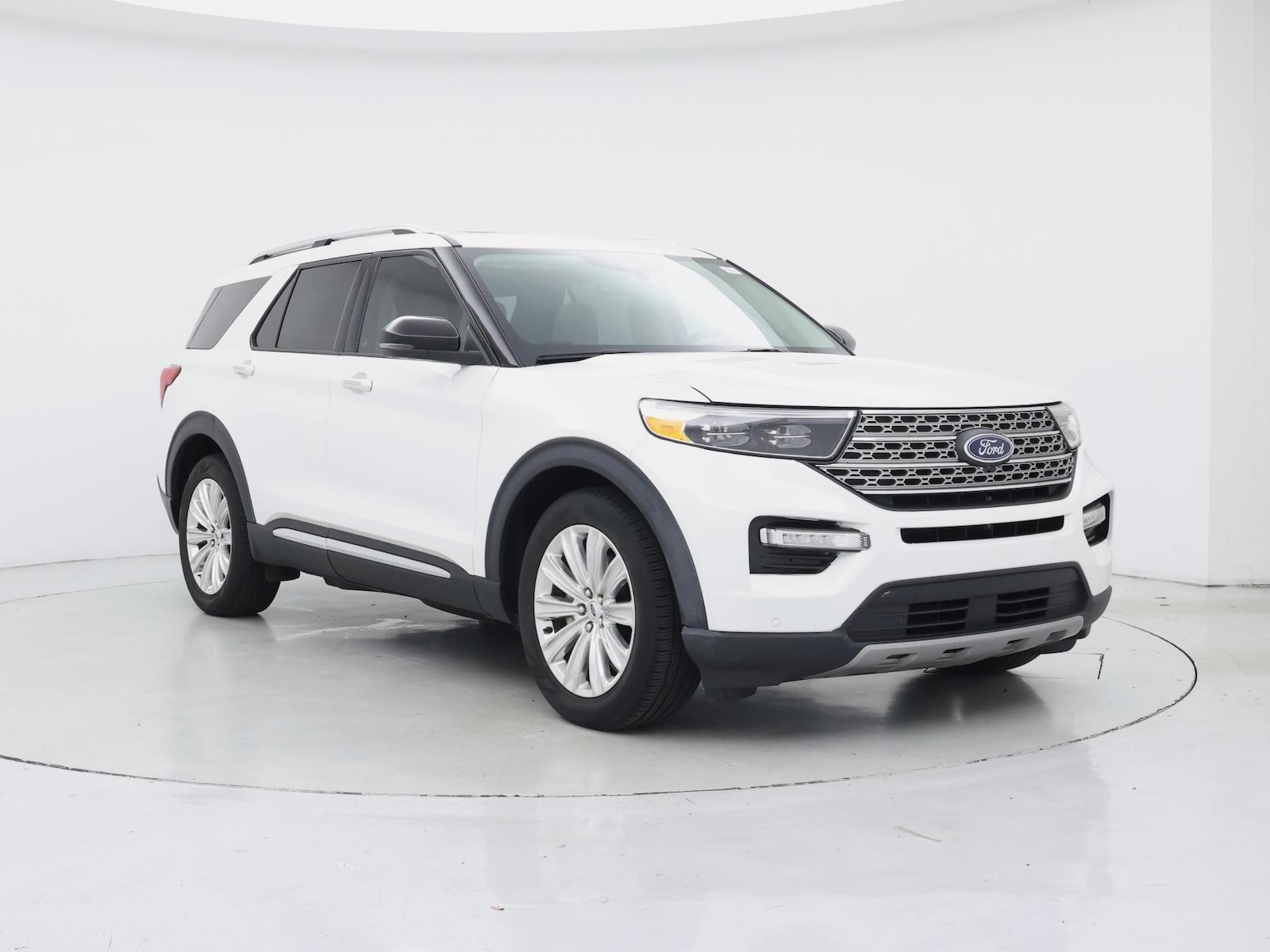 2023 Ford Explorer Limited - Photo 2