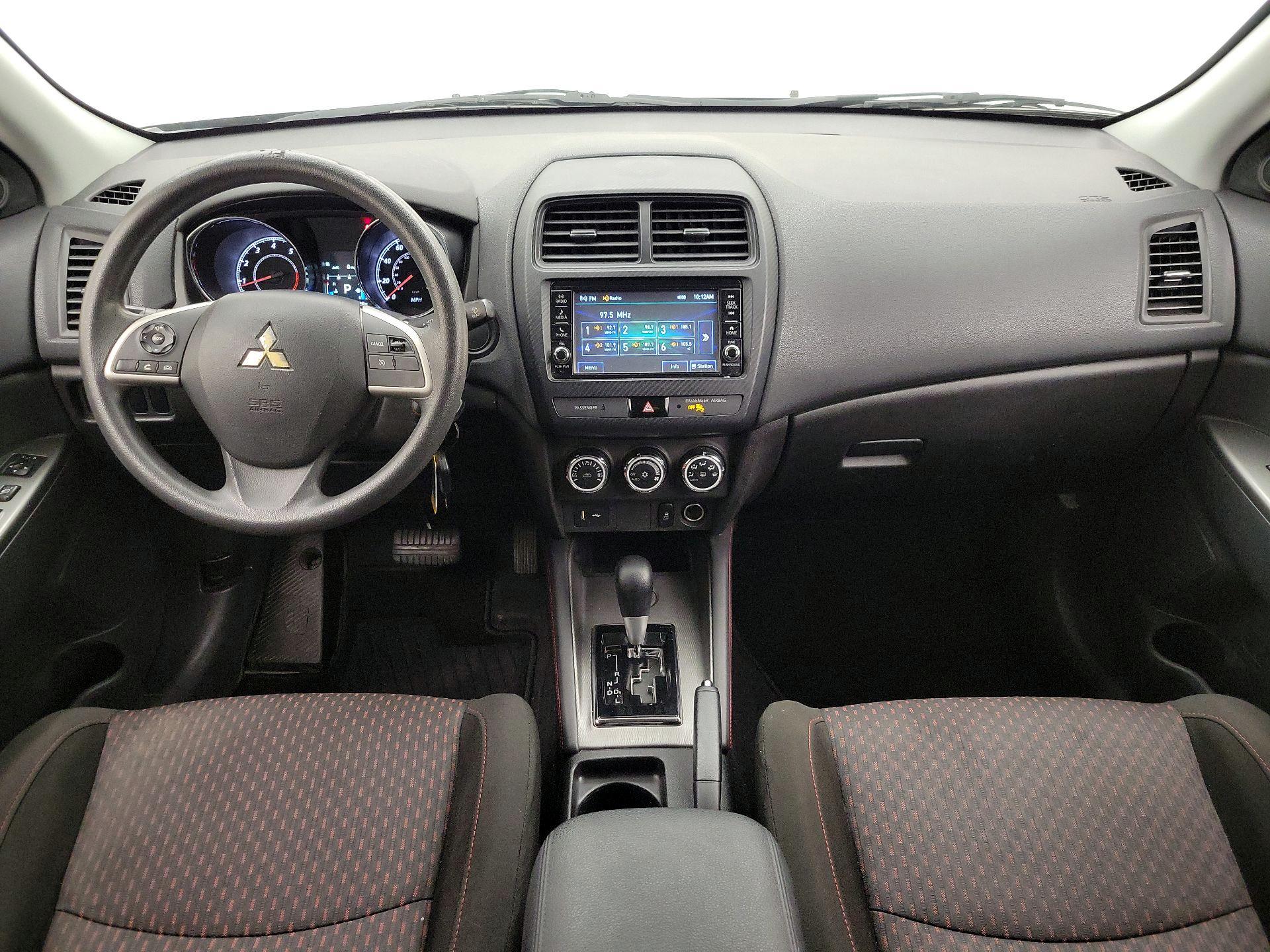 Thumbnail: 2019 Mitsubishi Outlander Sport - 9
