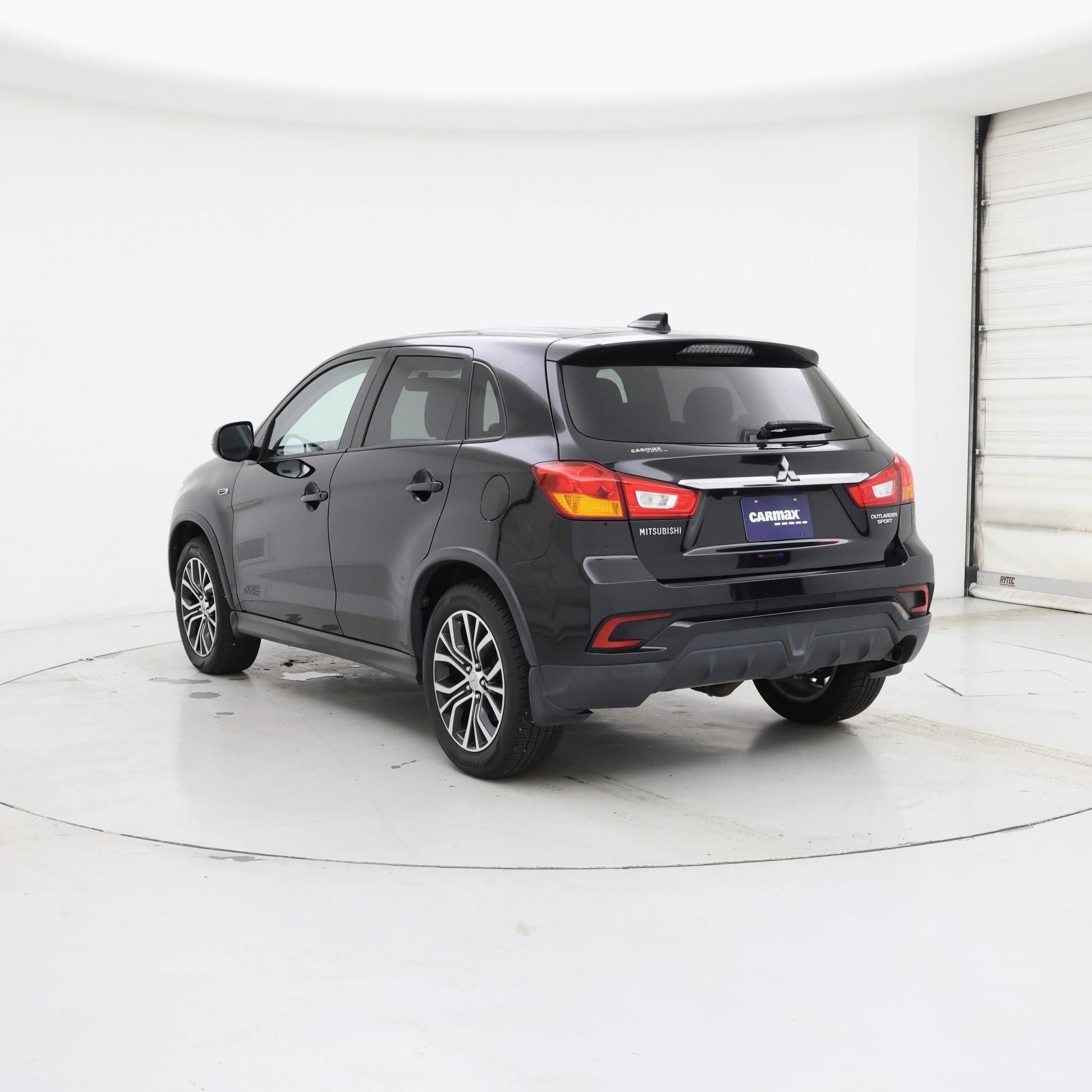 Thumbnail: 2019 Mitsubishi Outlander Sport - 2