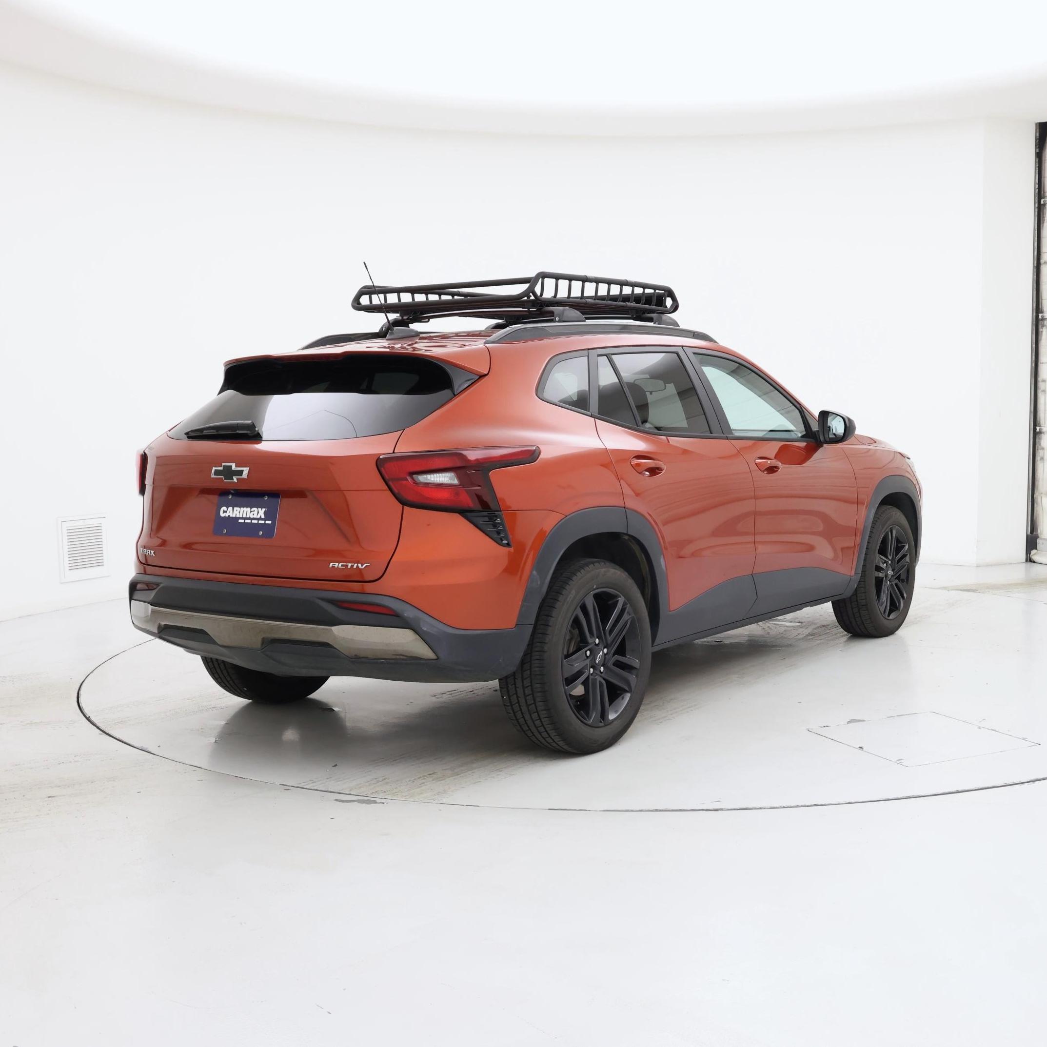 Thumbnail: 2024 Chevrolet Trax - 8