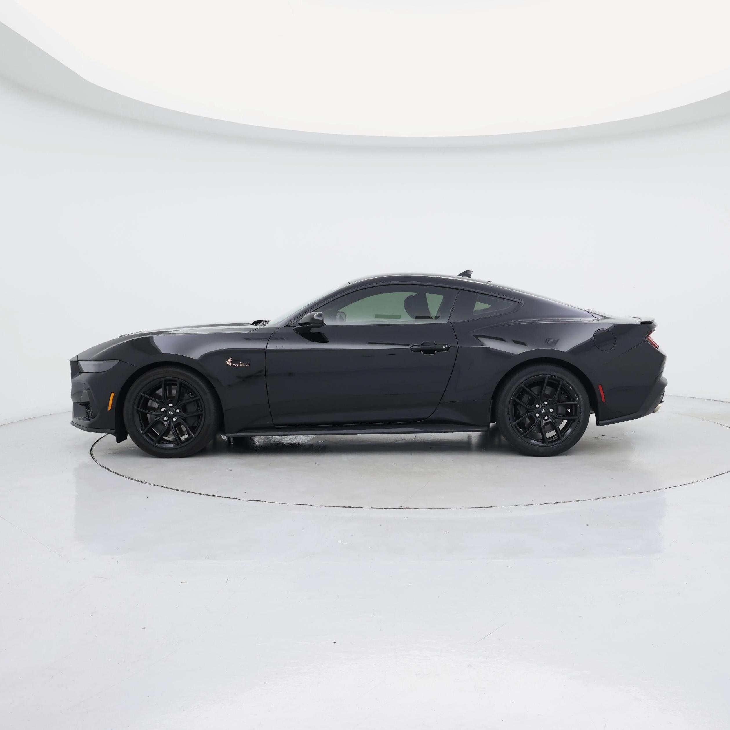 Thumbnail: 2024 Ford Mustang - 3