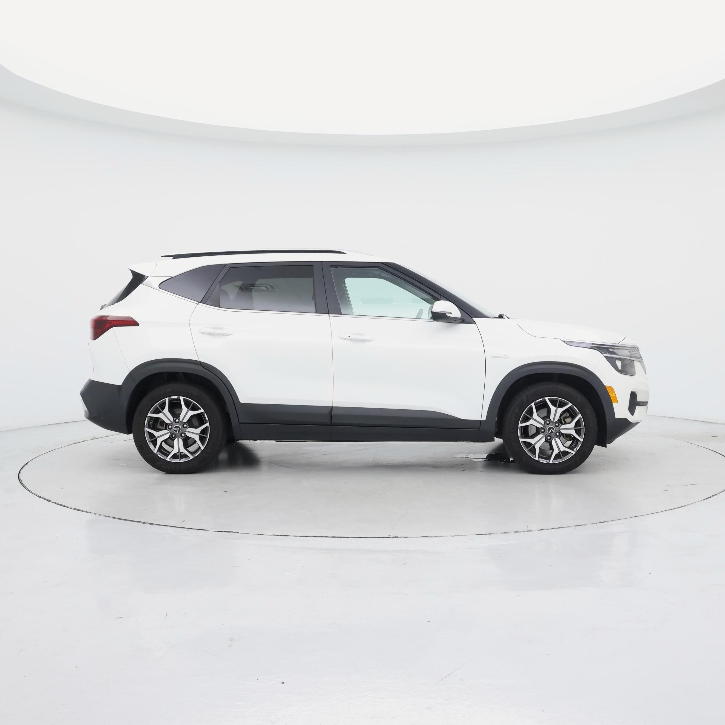 Thumbnail: 2021 Kia Seltos - 7