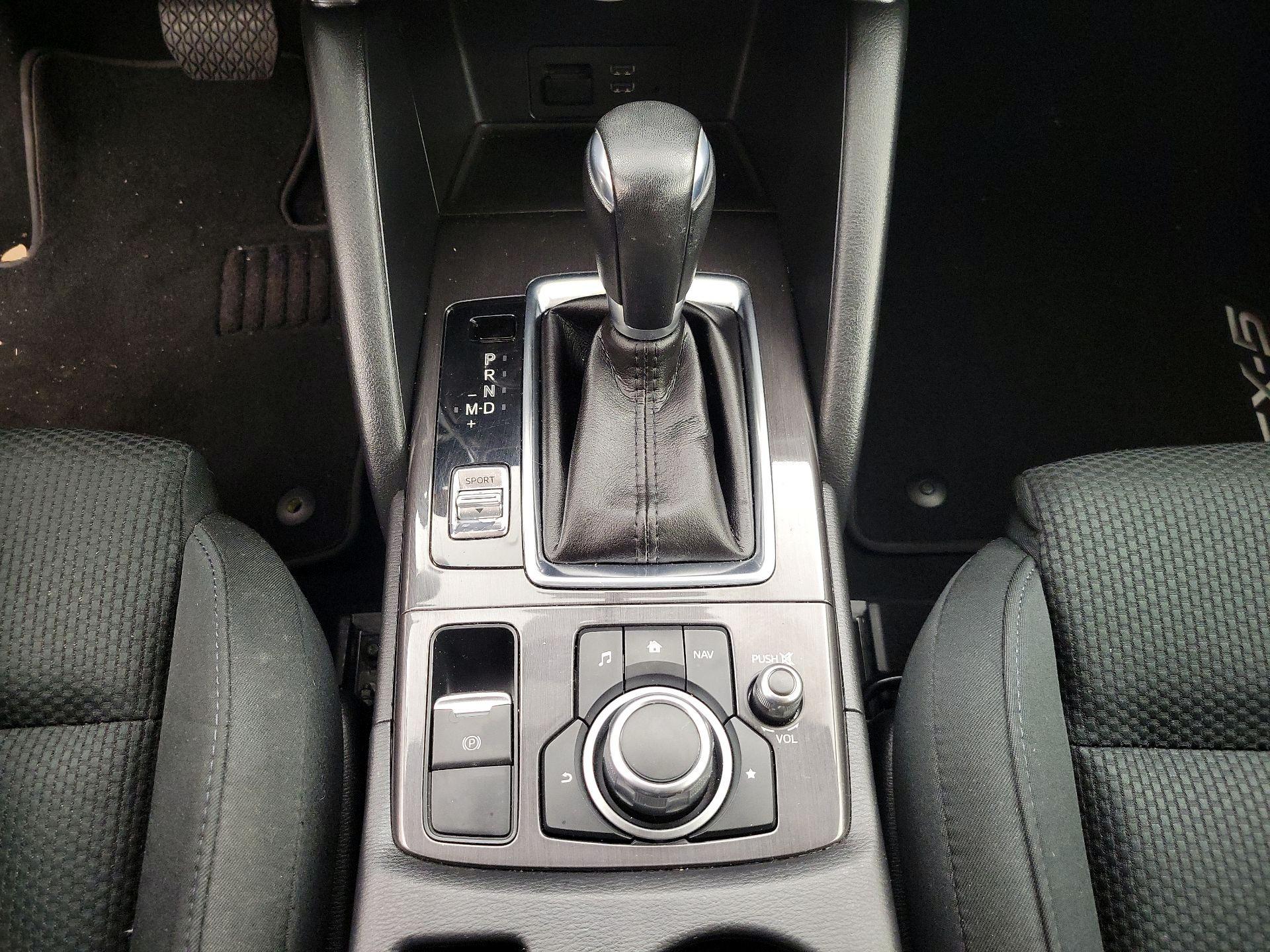 Thumbnail: 2016 Mazda CX-5 - 17
