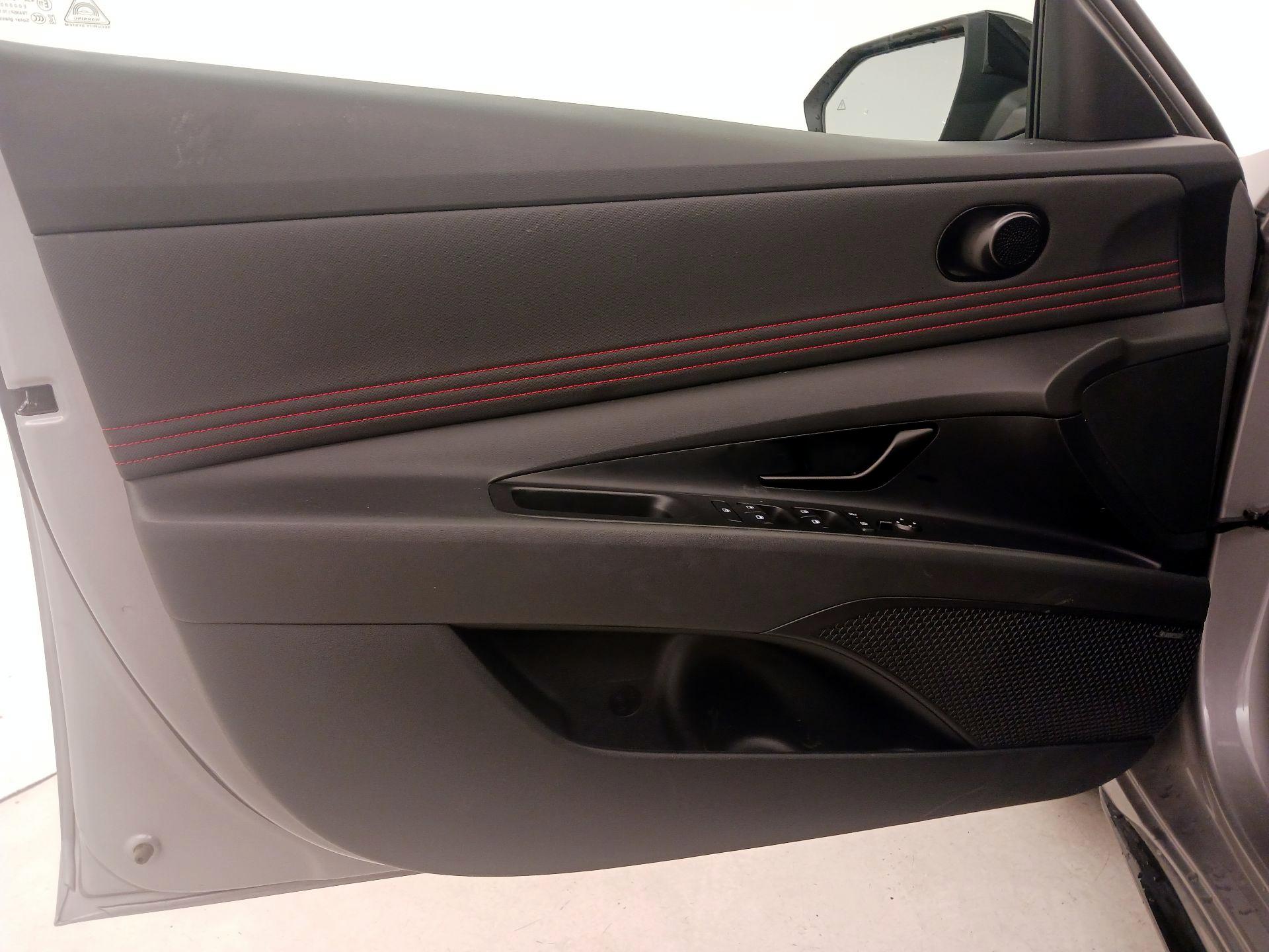 Thumbnail: 2025 Hyundai Elantra - 12