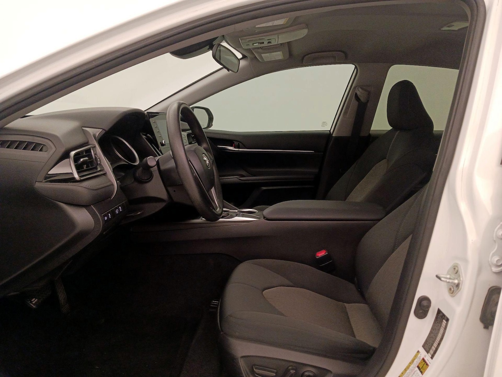 Power Seat(s) & Side Airbags