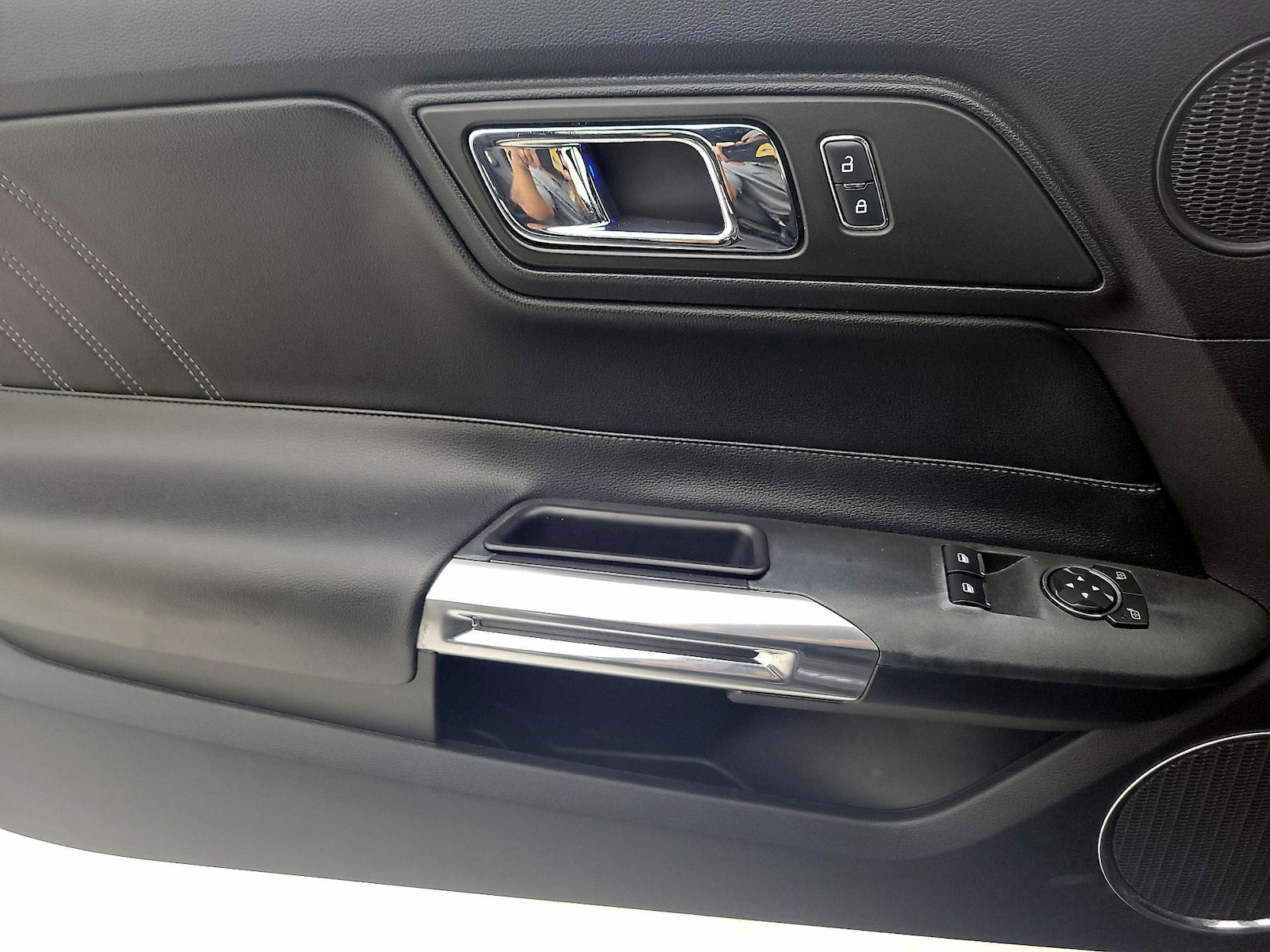 2016 Ford Mustang GT - Photo 13