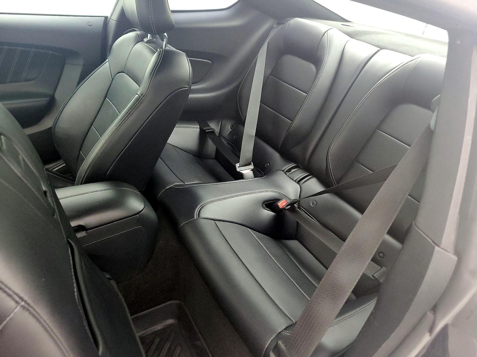2016 Ford Mustang GT - Photo 20