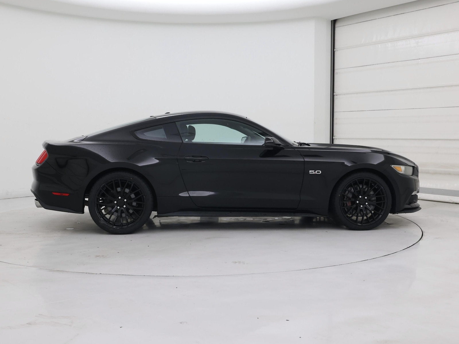 2016 Ford Mustang GT - Photo 8
