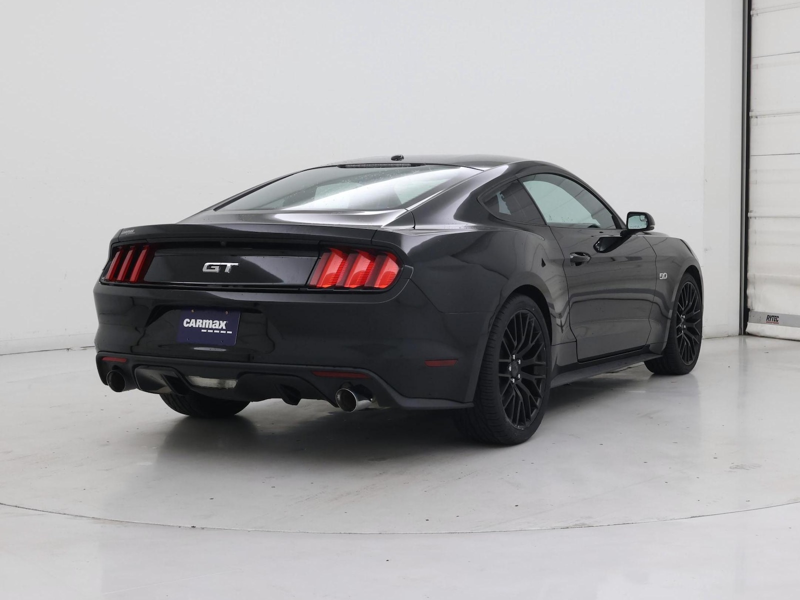 2016 Ford Mustang GT - Photo 9