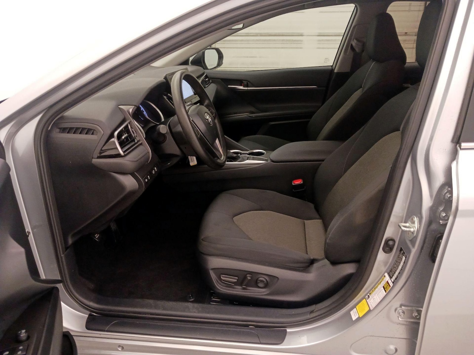 Power Seat(s) & Side Airbags