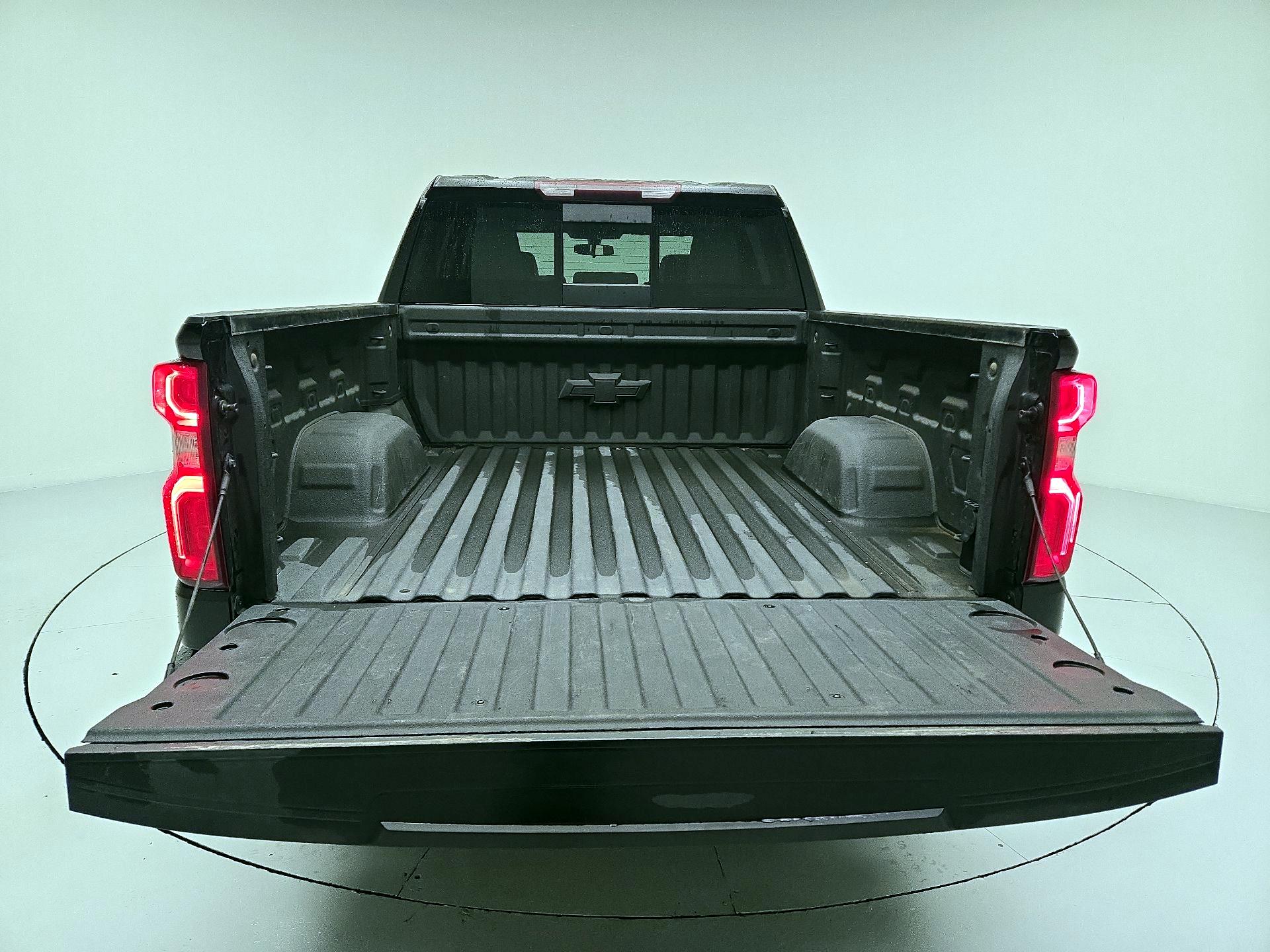 Thumbnail: 2021 Chevrolet Silverado 1500 - 20