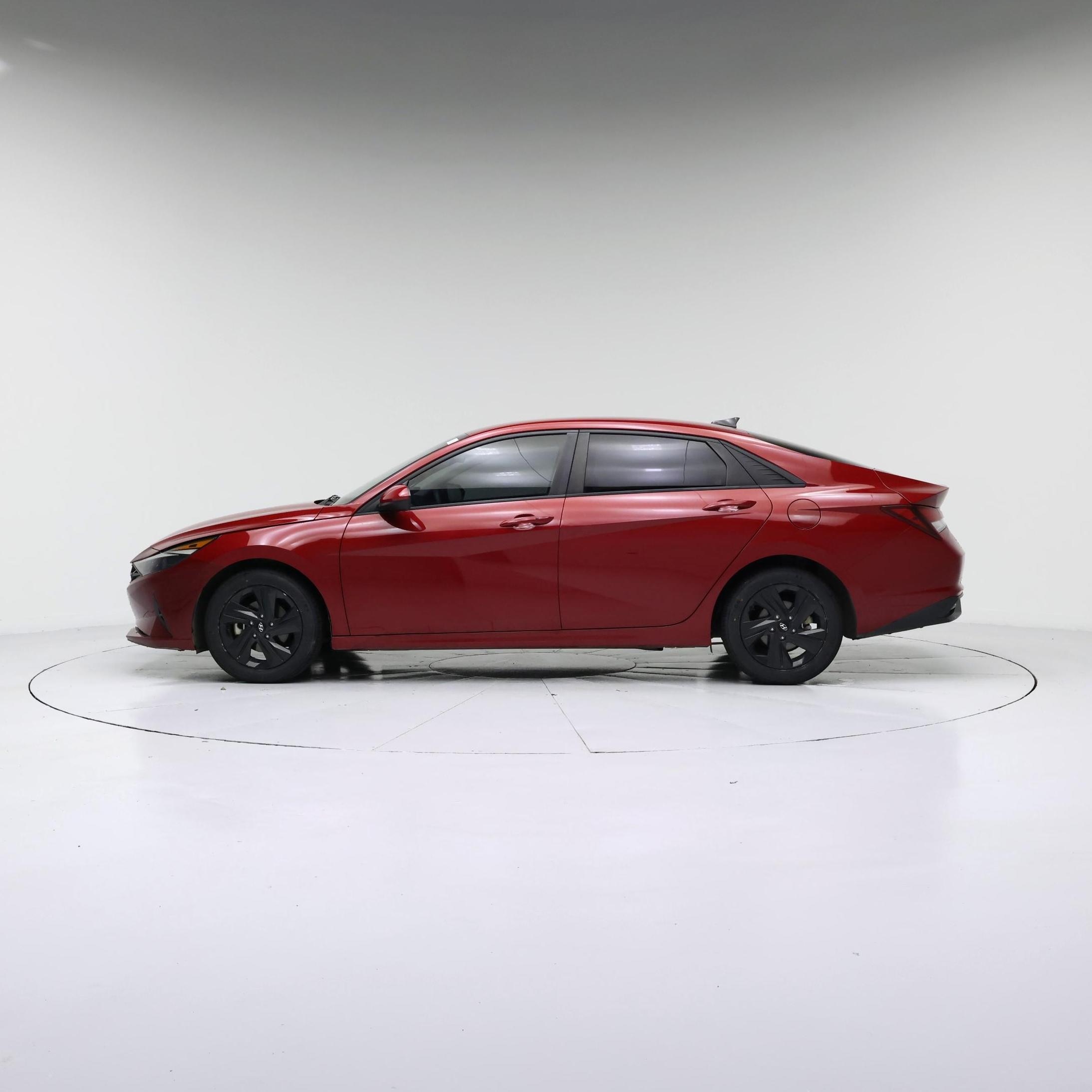 Thumbnail: 2022 Hyundai Elantra - 7