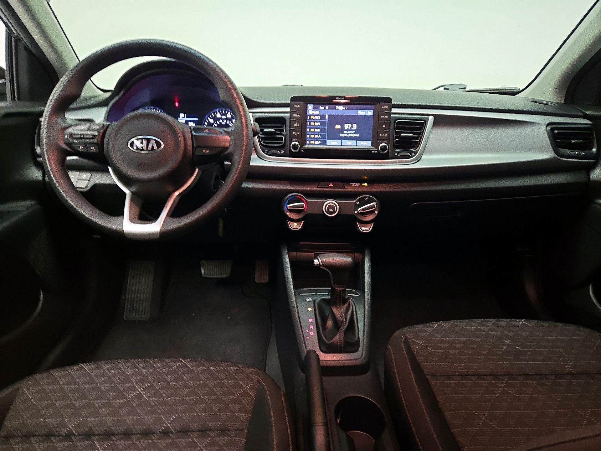 Thumbnail: 2020 Kia Rio - 9
