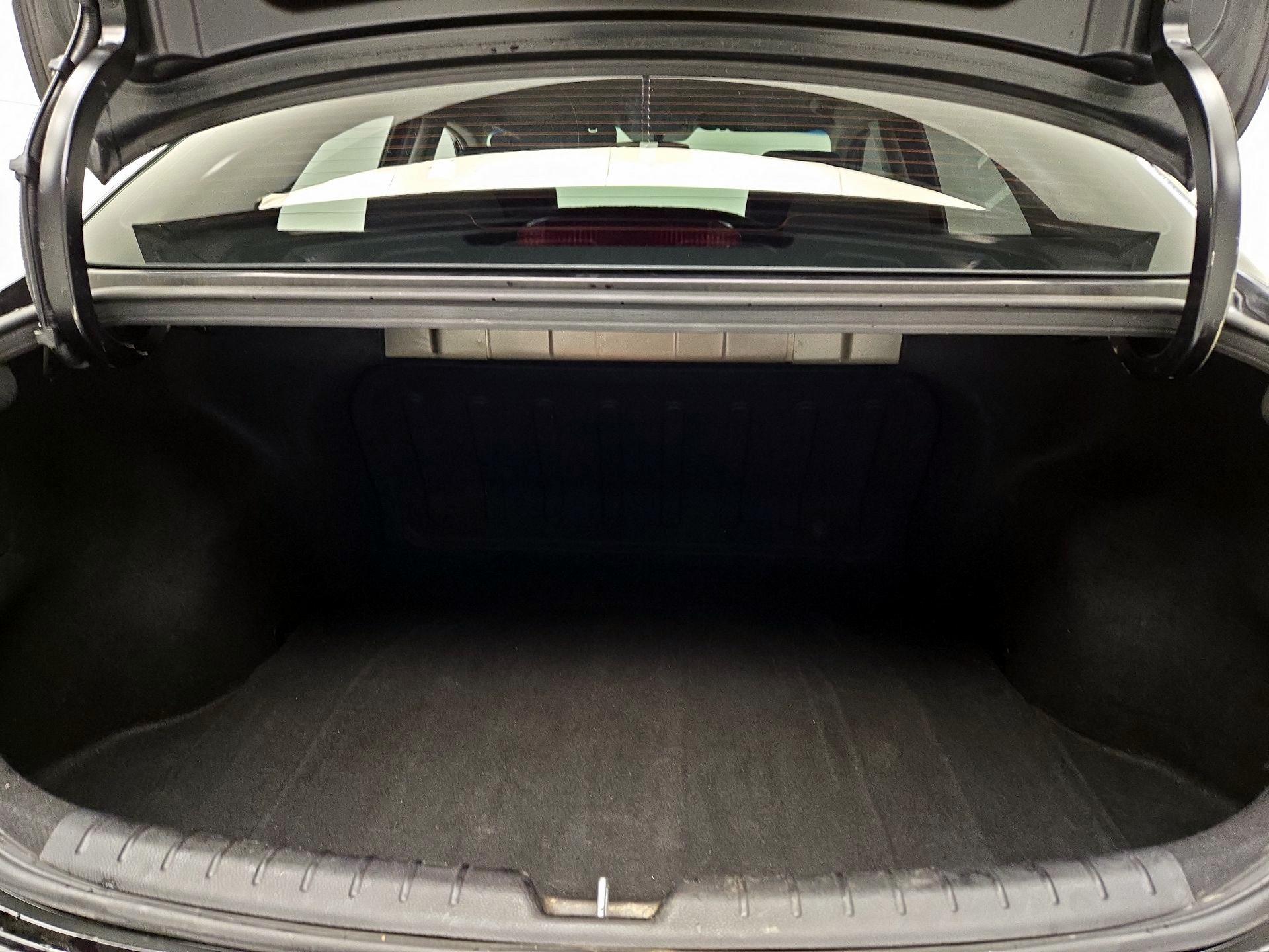 Thumbnail: 2020 Kia Rio - 19