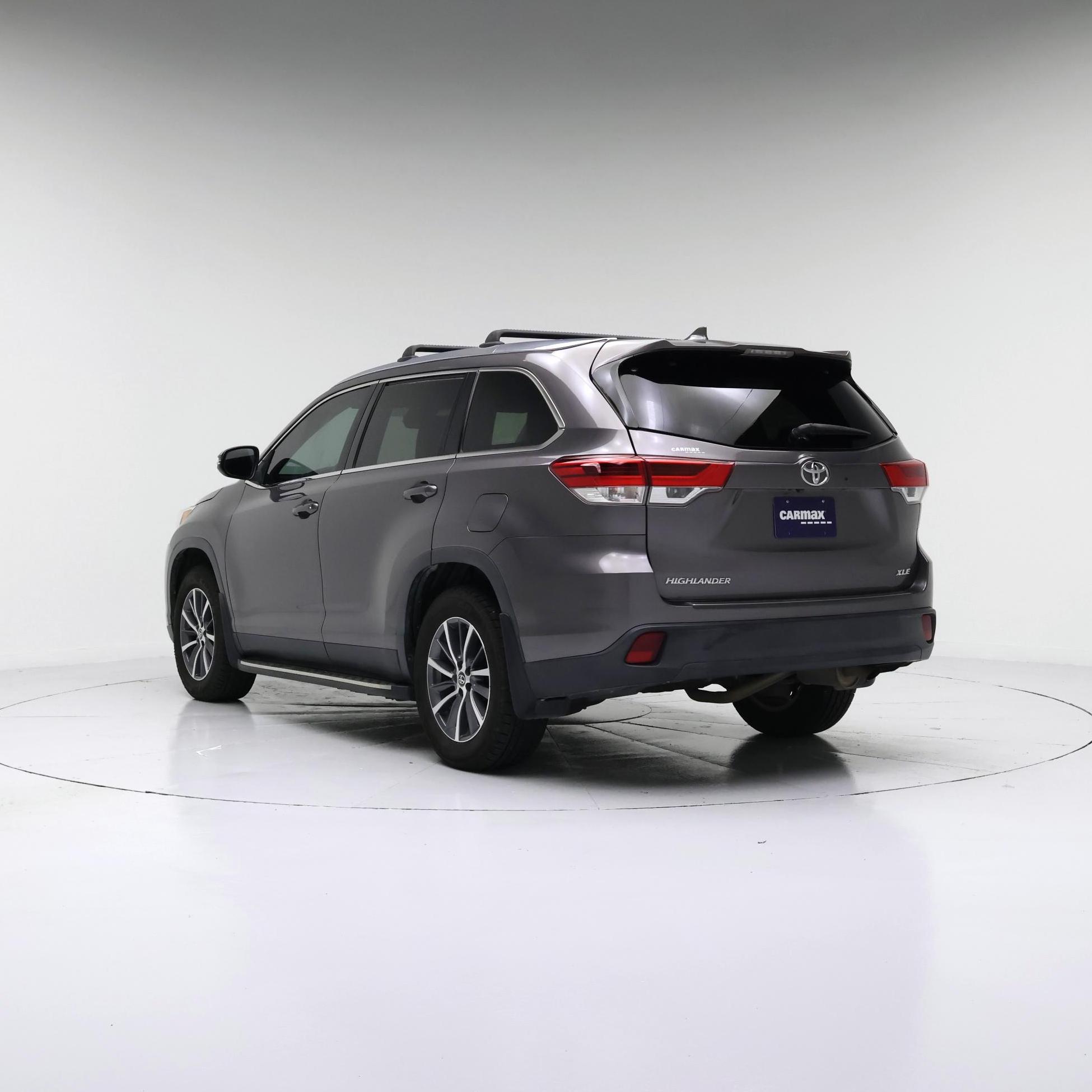 Thumbnail: 2019 Toyota Highlander - 2