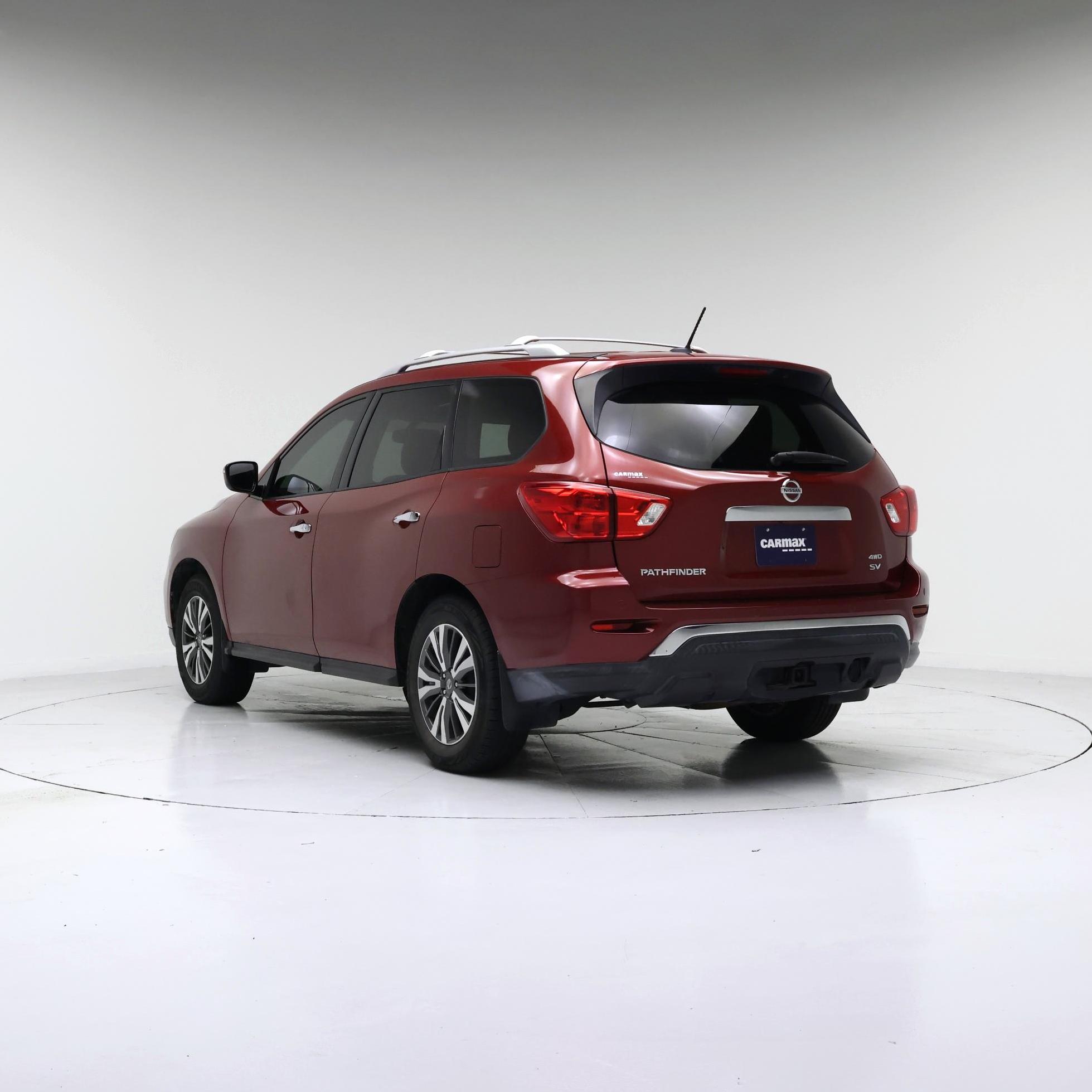 Thumbnail: 2017 Nissan Pathfinder - 2