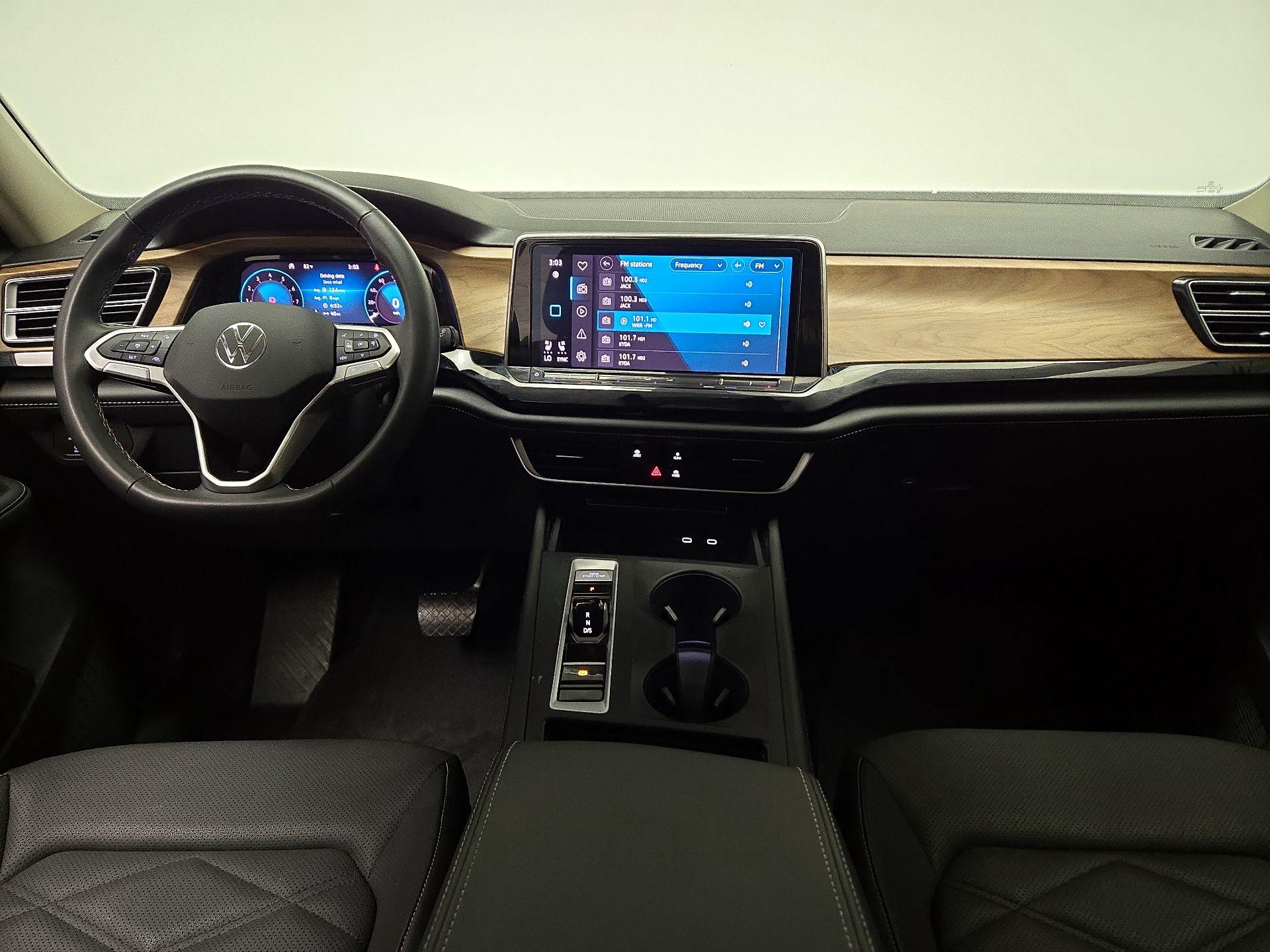 Thumbnail: 2024 Volkswagen Atlas - 9