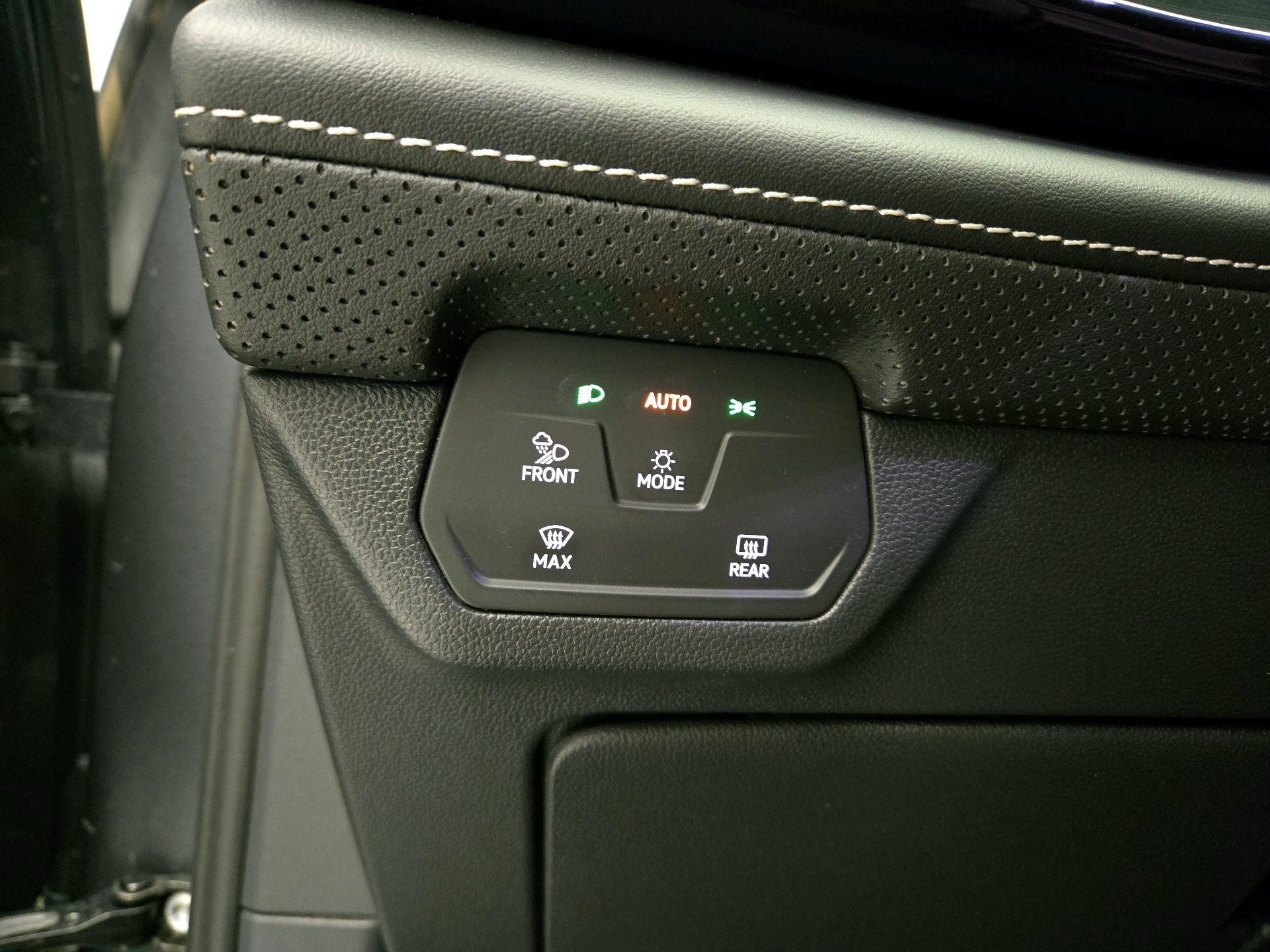 Thumbnail: 2024 Volkswagen Atlas - 13