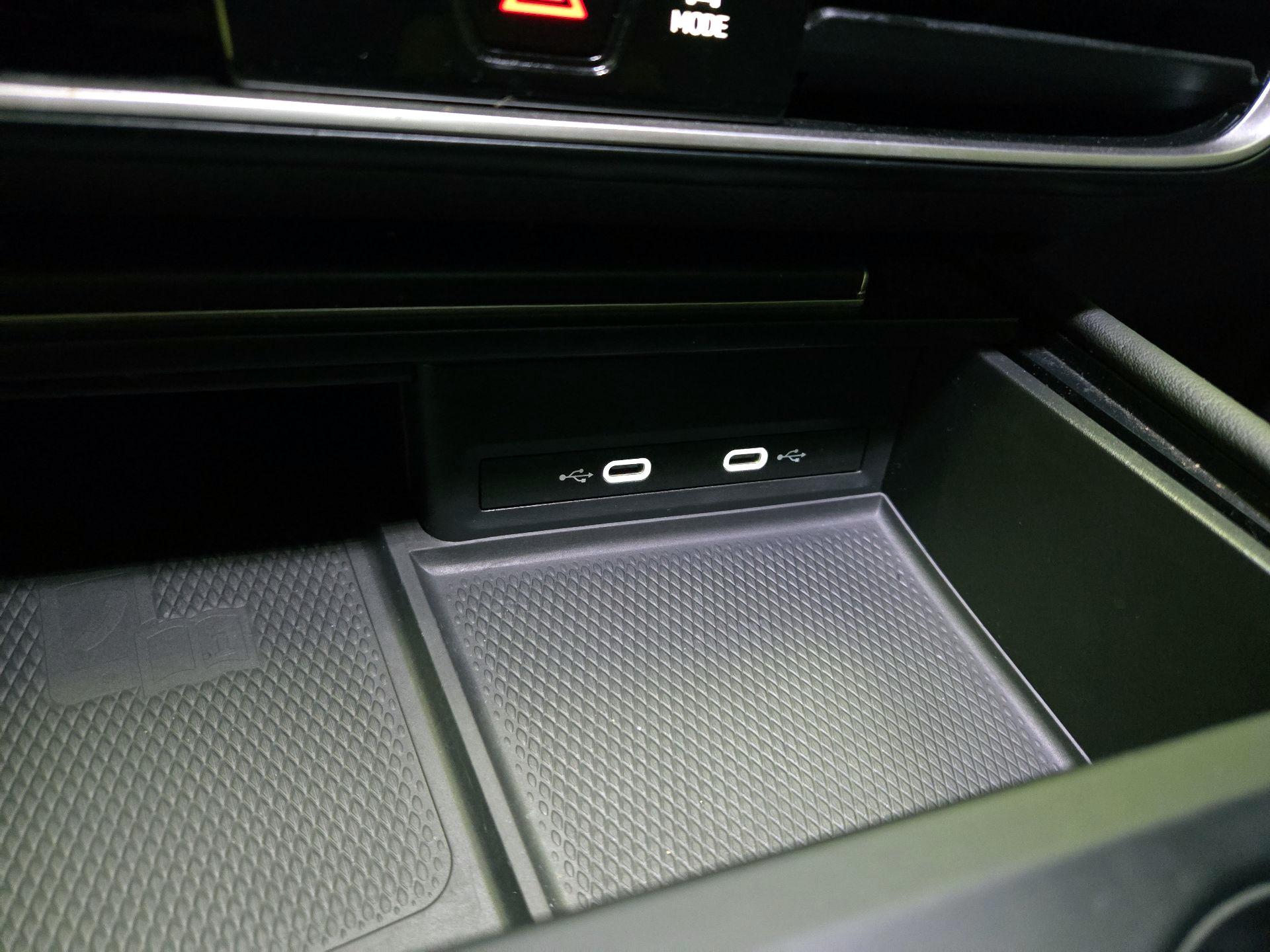 Thumbnail: 2024 Volkswagen Atlas - 18