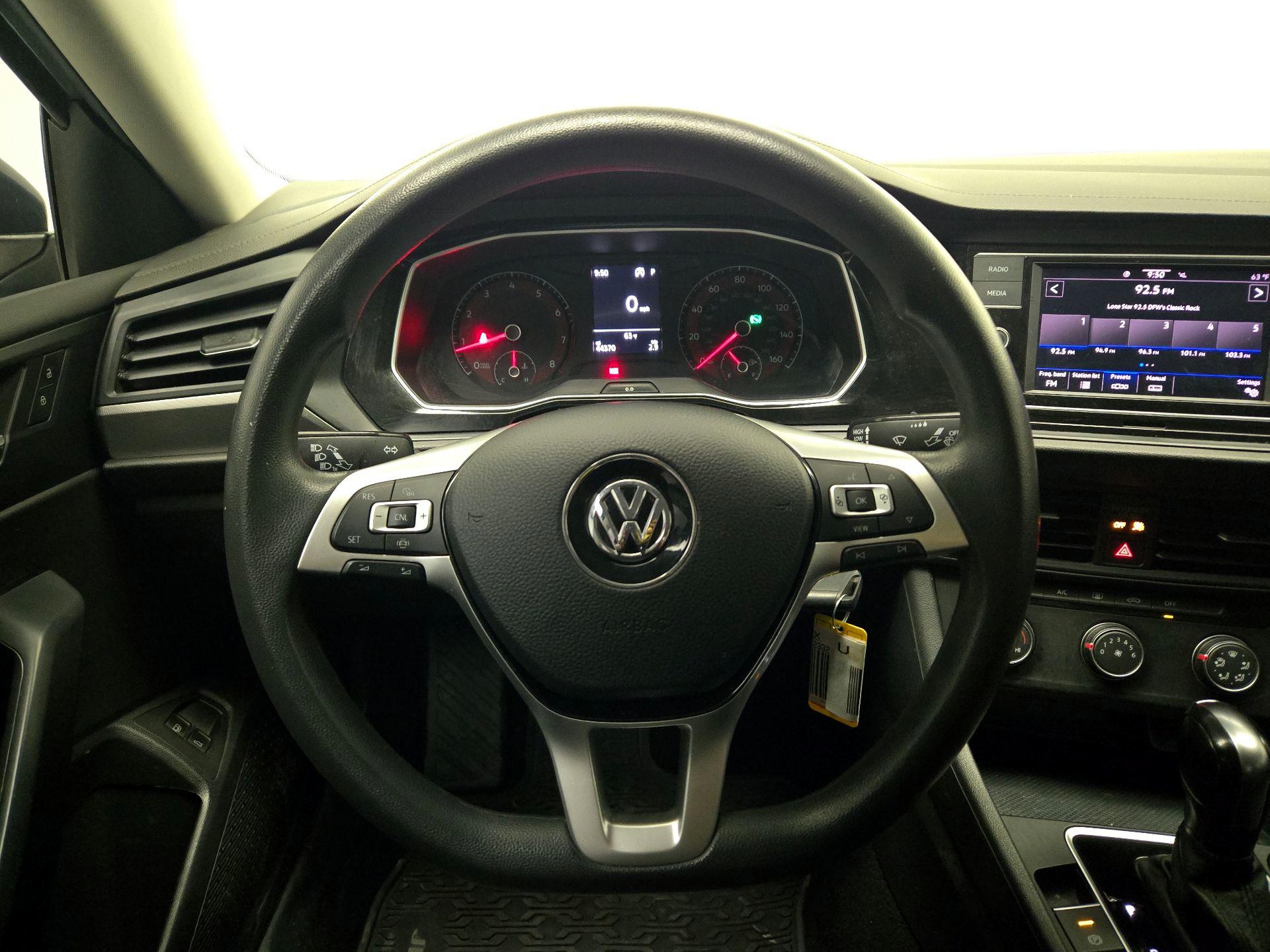 Thumbnail: 2021 Volkswagen Jetta - 10