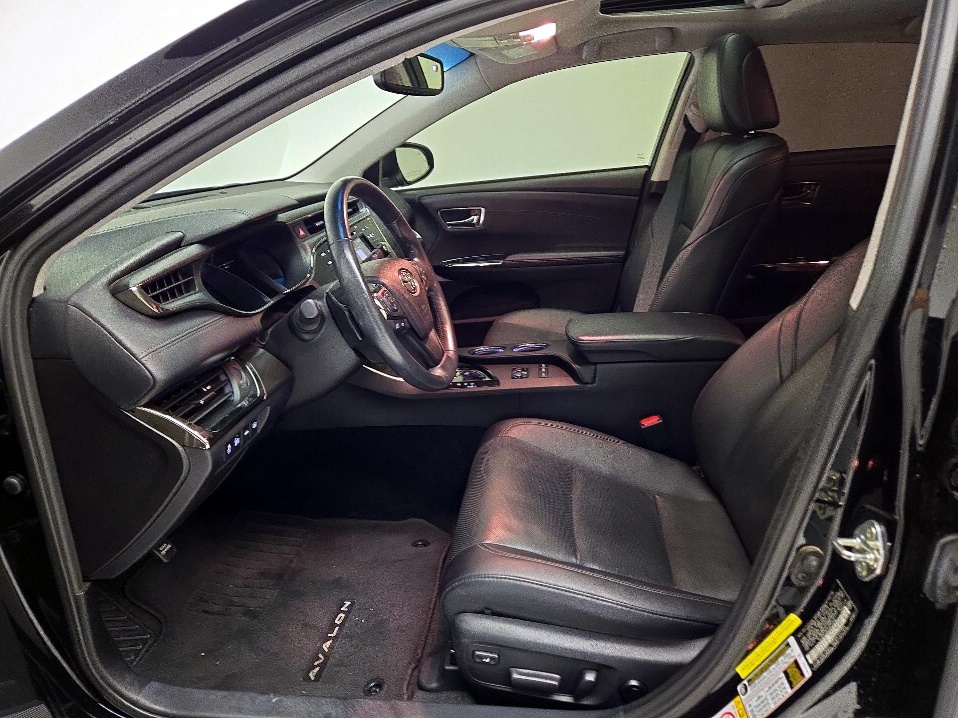 Thumbnail: 2018 Toyota Avalon - 11