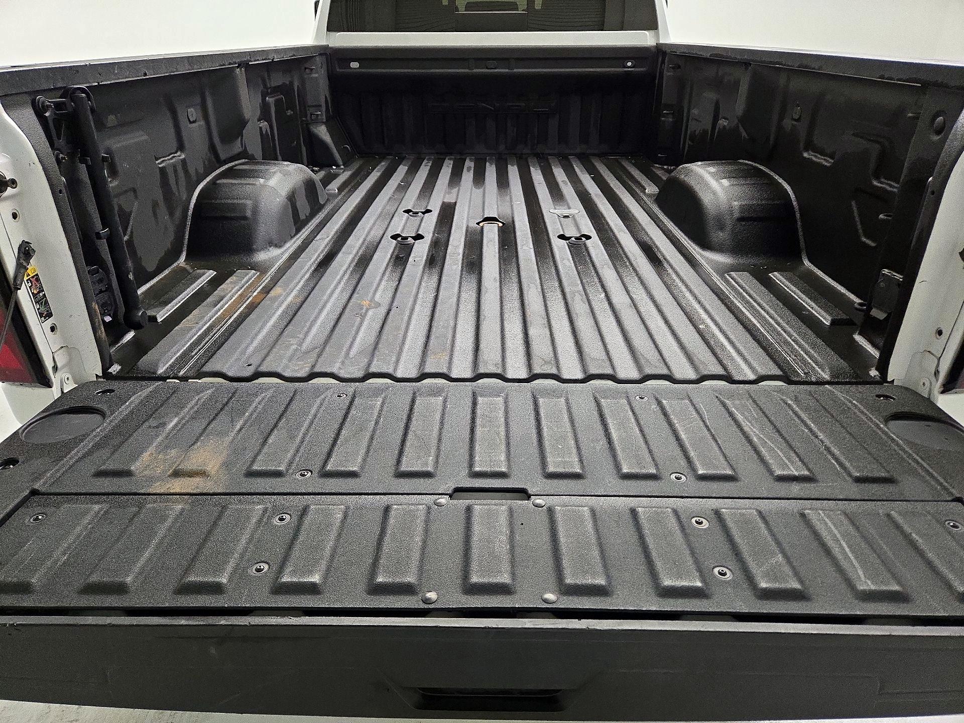 Thumbnail: 2024 GMC Sierra 3500 - 19