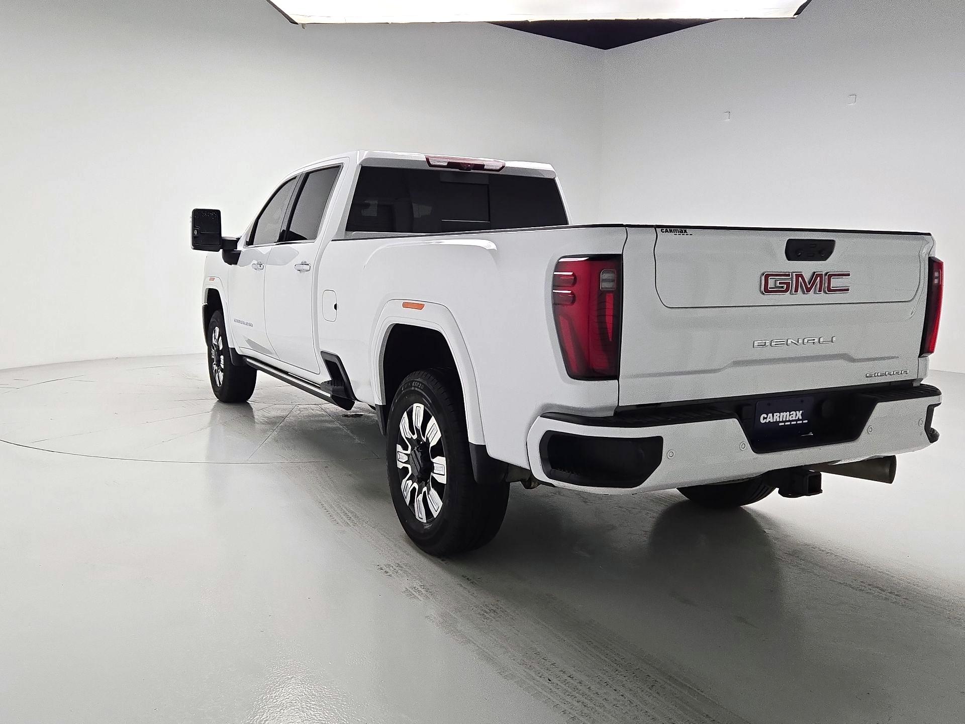 Thumbnail: 2024 GMC Sierra 3500 - 7
