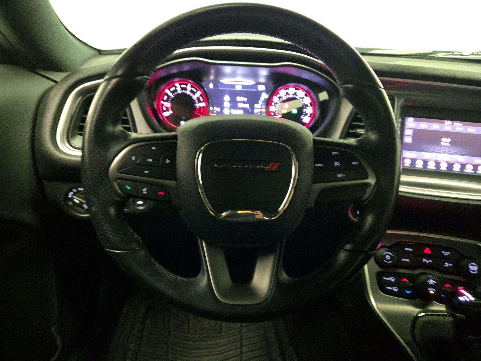 Thumbnail: 2019 Dodge Challenger - 10