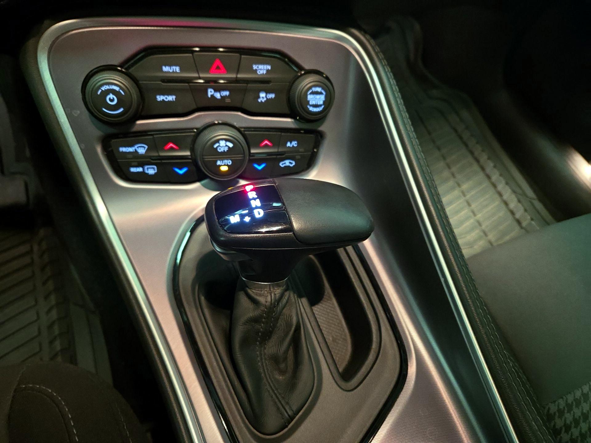 Thumbnail: 2019 Dodge Challenger - 17