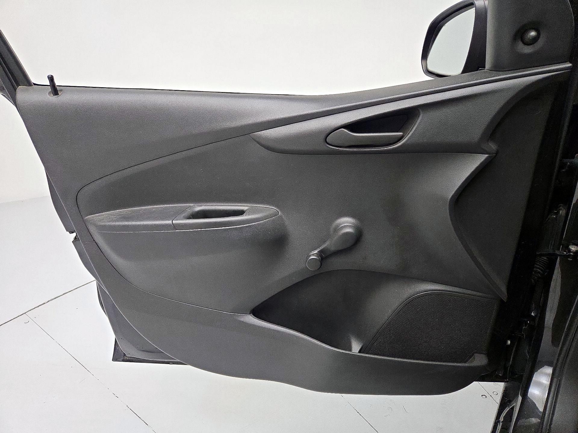 Thumbnail: 2016 Chevrolet Spark - 12