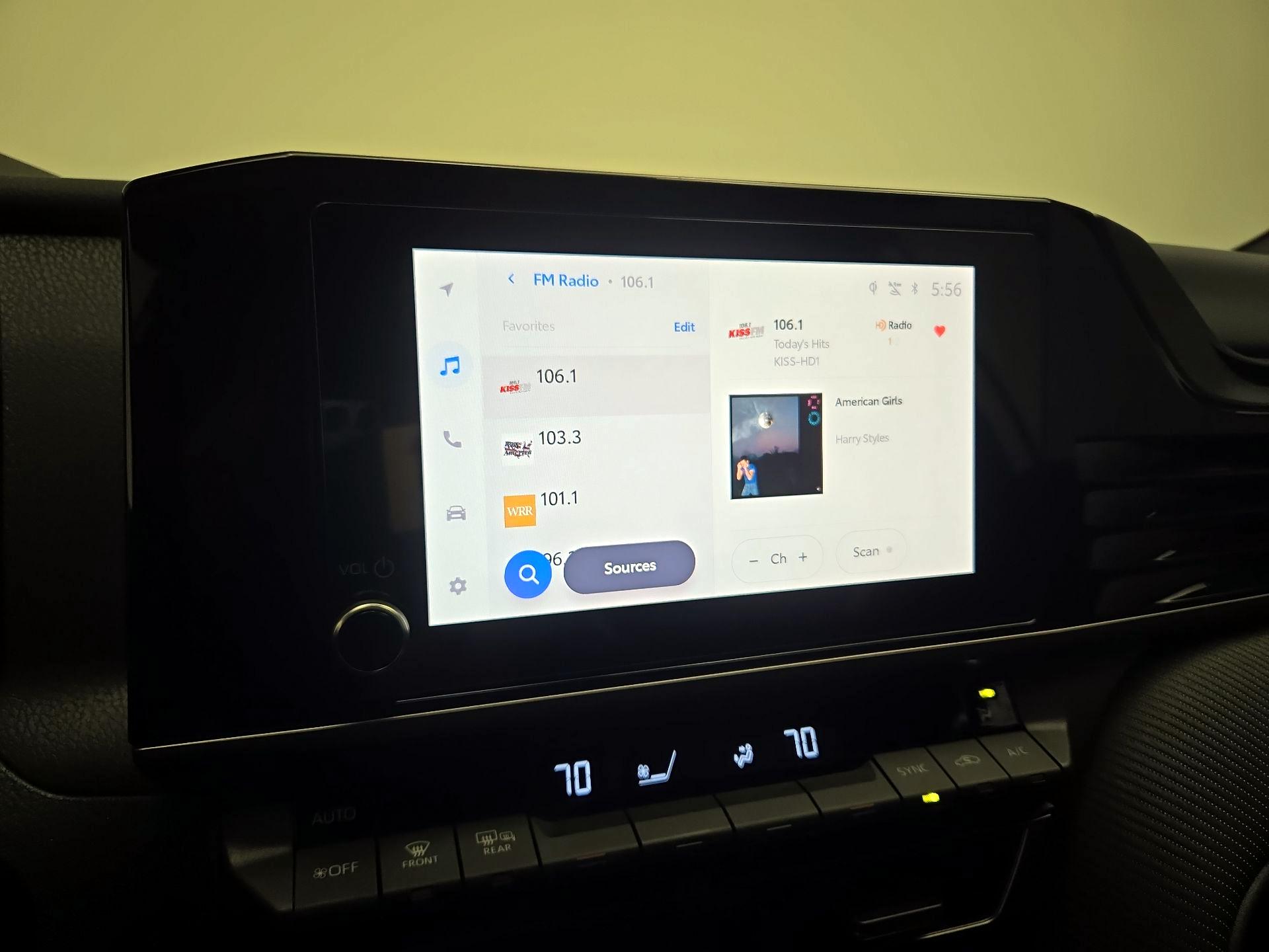 Thumbnail: 2025 Toyota Camry - 15