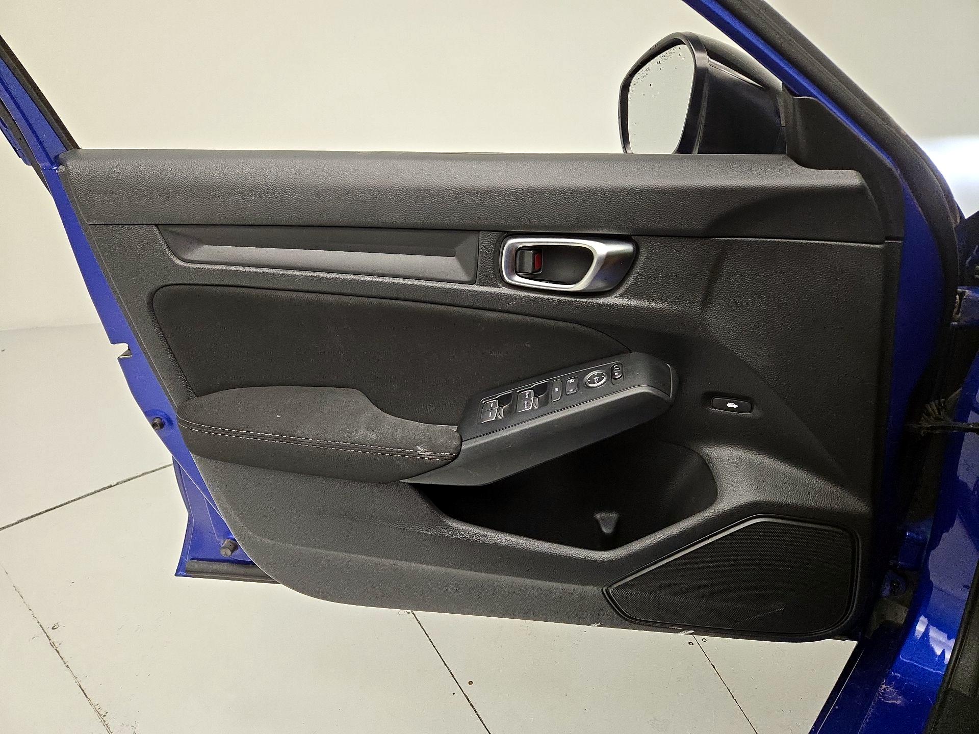 Thumbnail: 2024 Honda Civic - 12
