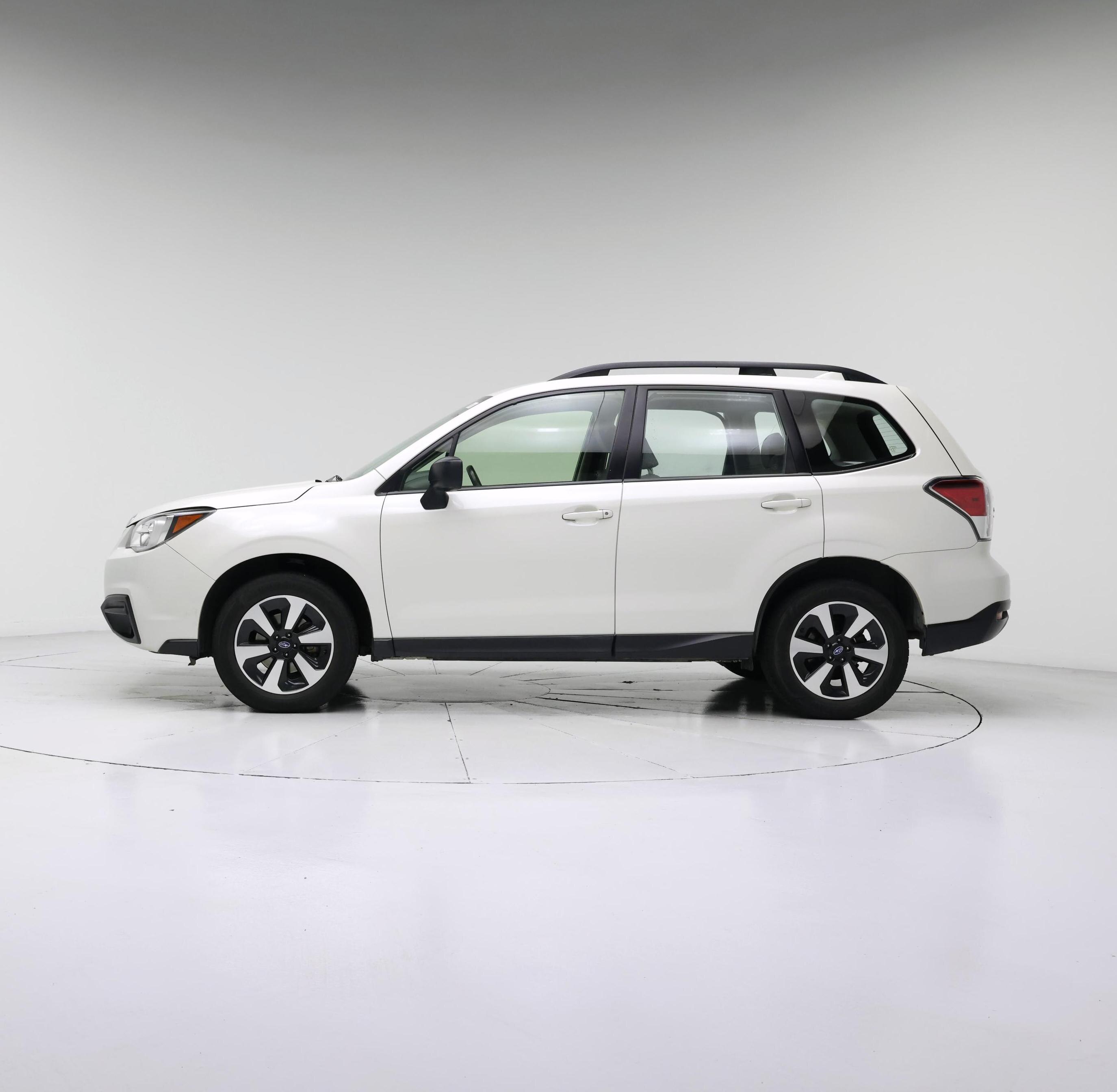 Thumbnail: 2018 Subaru Forester - 3