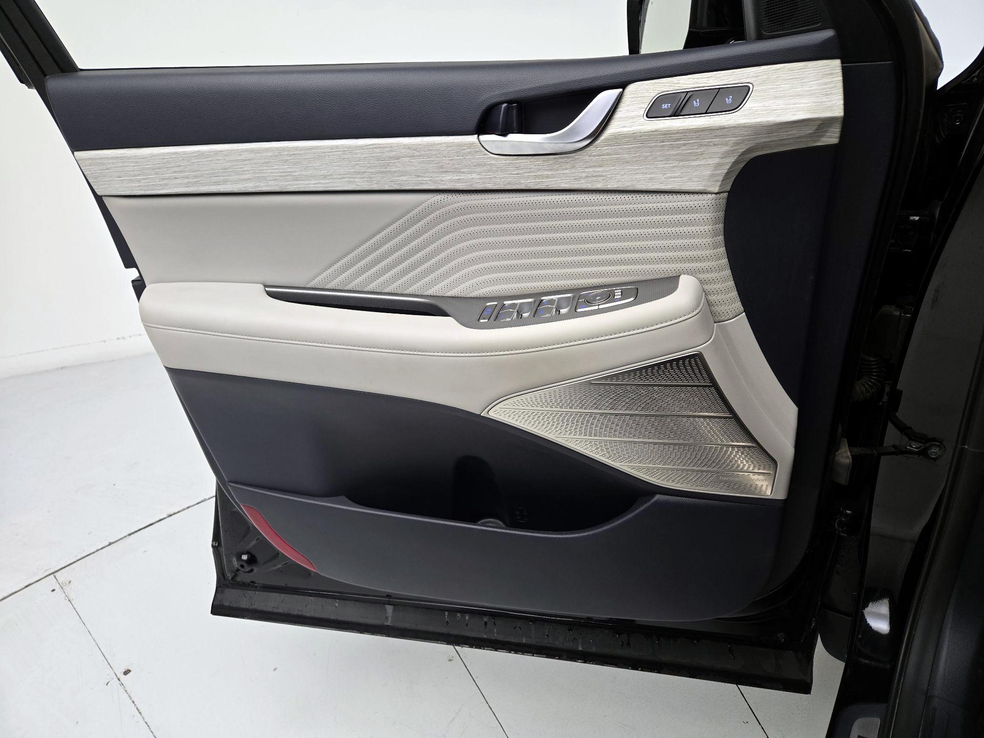 Thumbnail: 2024 Hyundai Palisade - 12