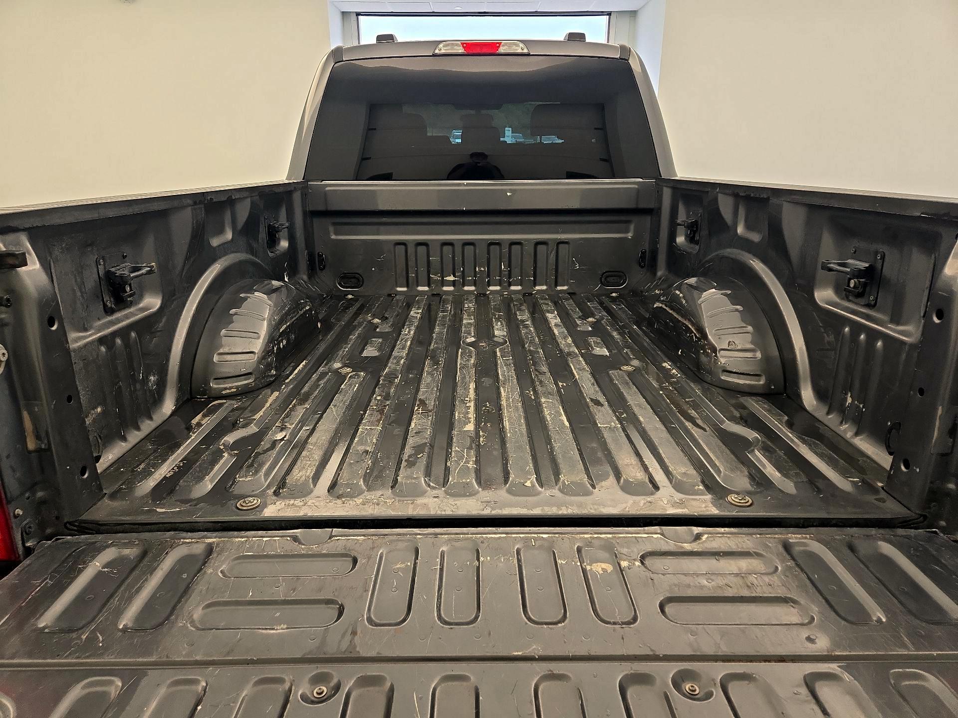 Thumbnail: 2022 Ford F-250 - 20