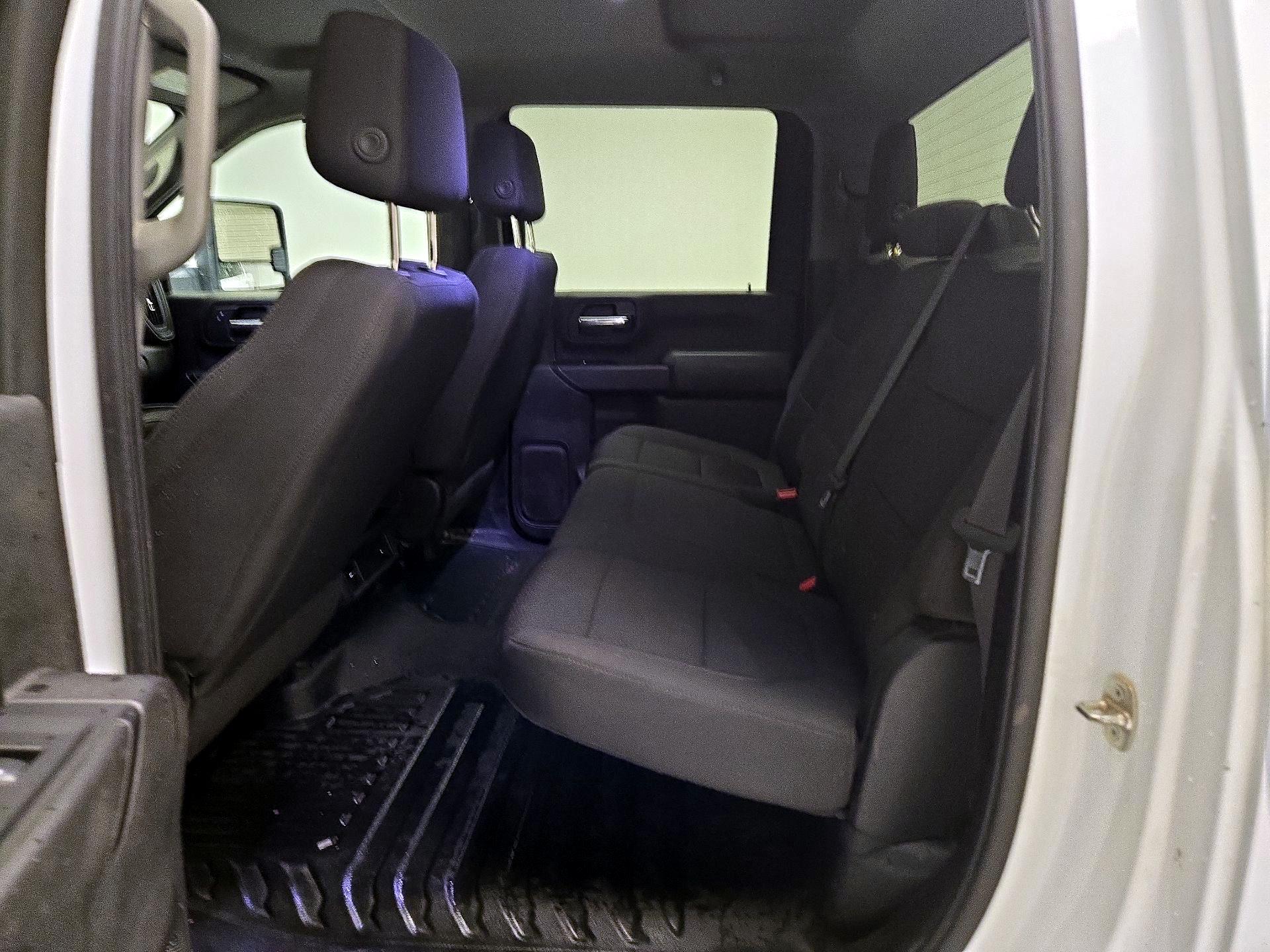 Thumbnail: 2023 GMC Sierra 3500 - 18