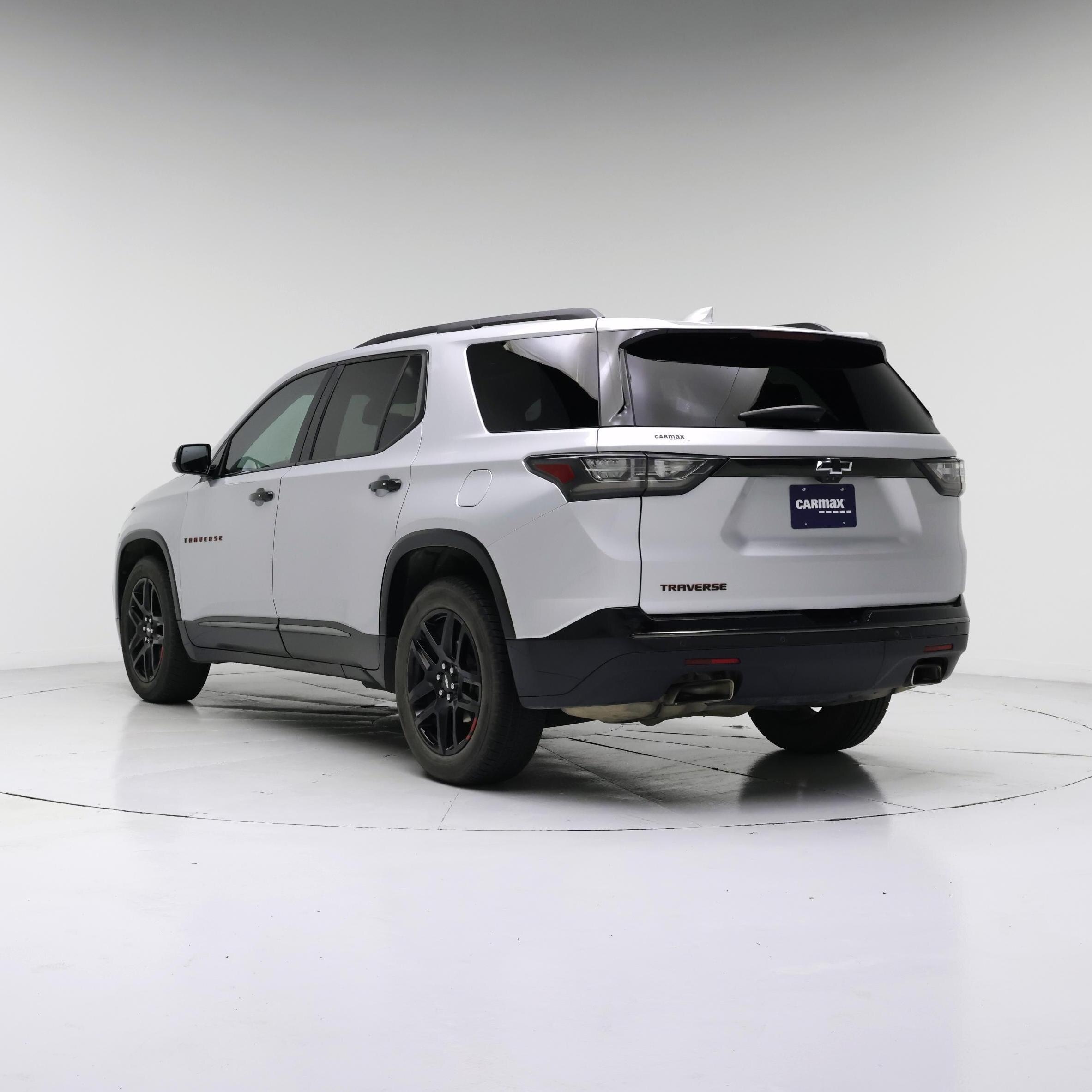 Thumbnail: 2019 Chevrolet Traverse - 2