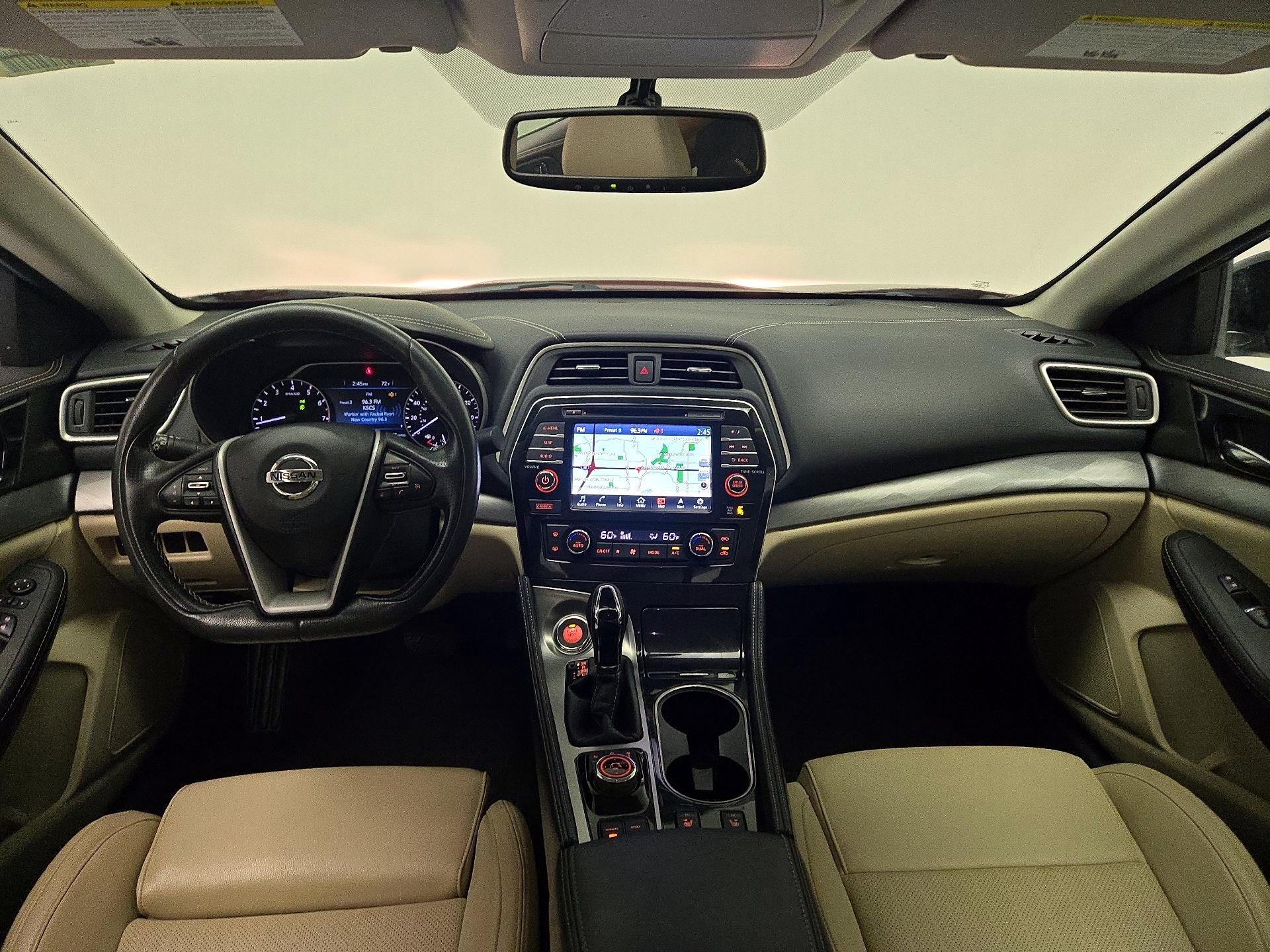 Thumbnail: 2017 Nissan Maxima - 9