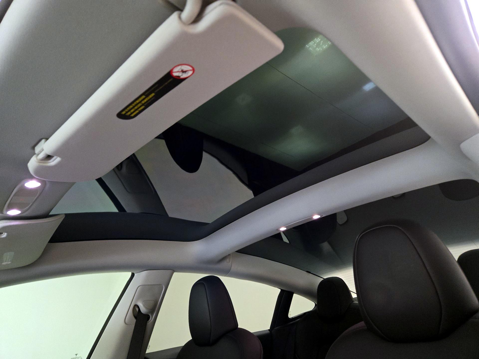 Thumbnail: 2023 Tesla Model 3 - 18