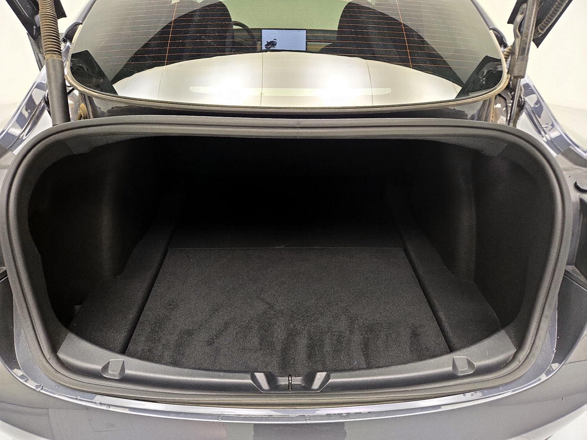 Thumbnail: 2023 Tesla Model 3 - 19