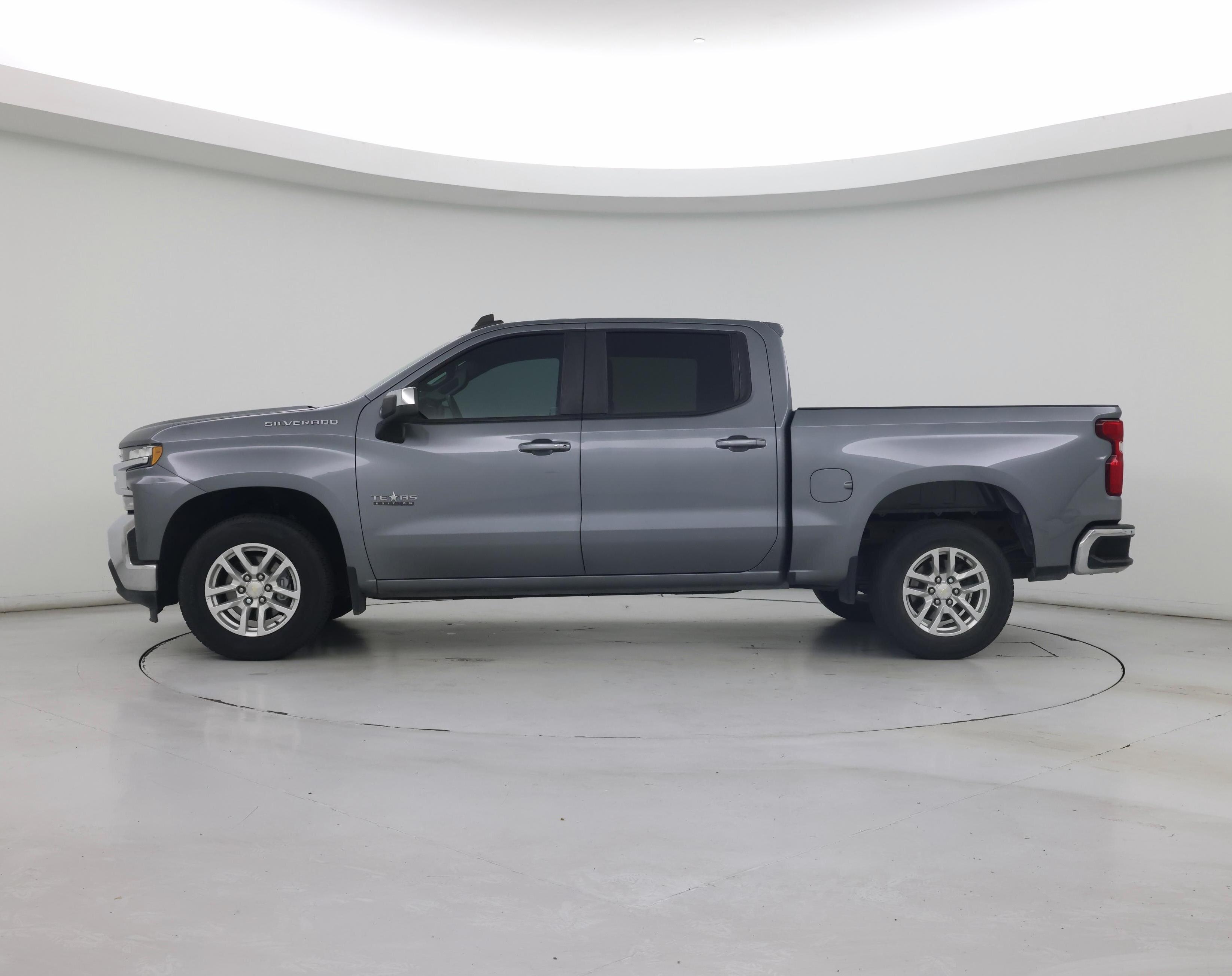 Thumbnail: 2021 Chevrolet Silverado 1500 - 3