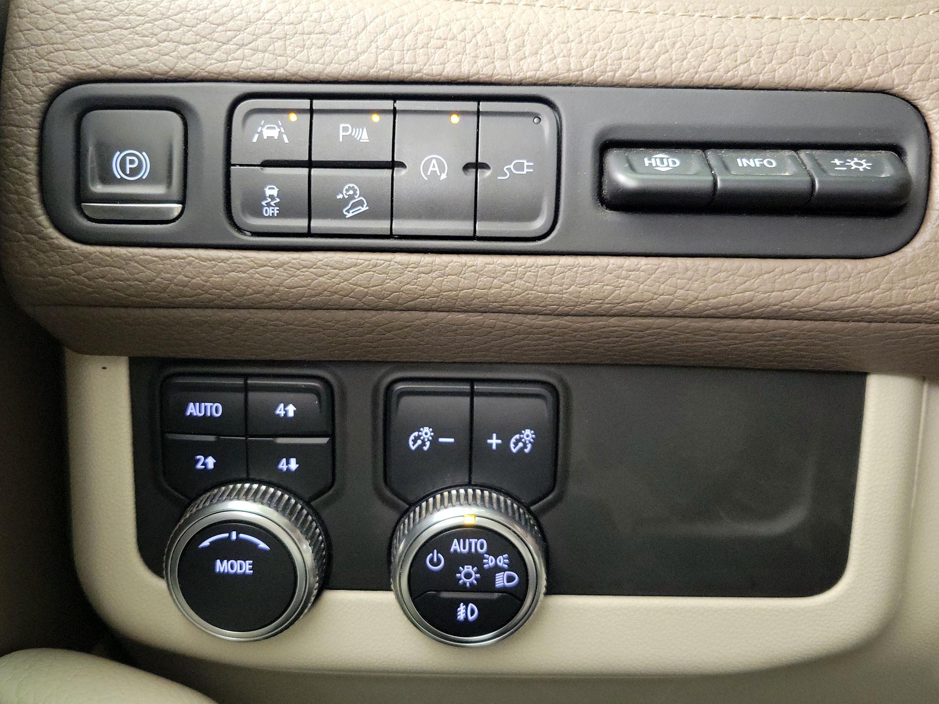 Thumbnail: 2021 GMC Yukon XL - 13