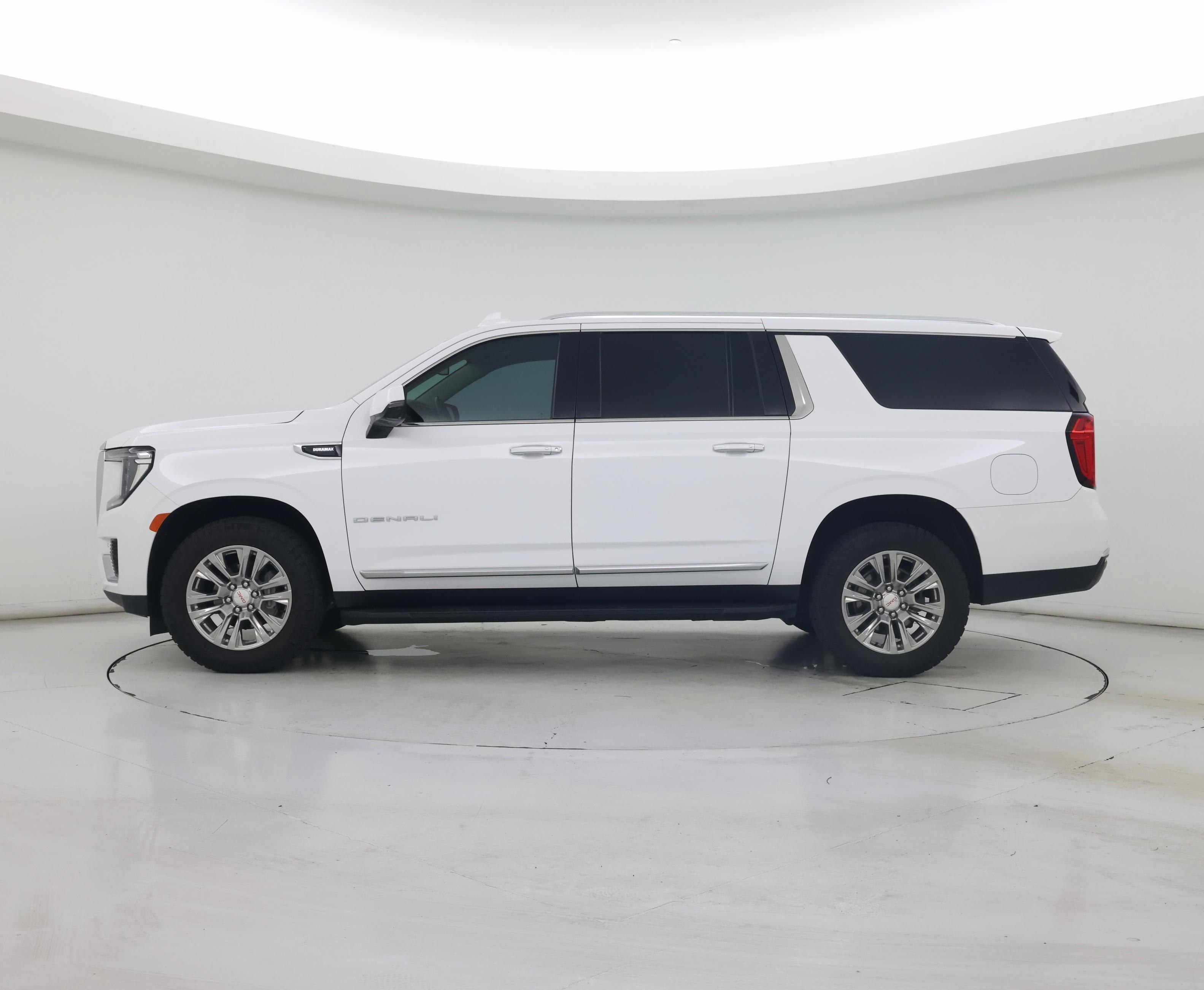 Thumbnail: 2021 GMC Yukon XL - 3