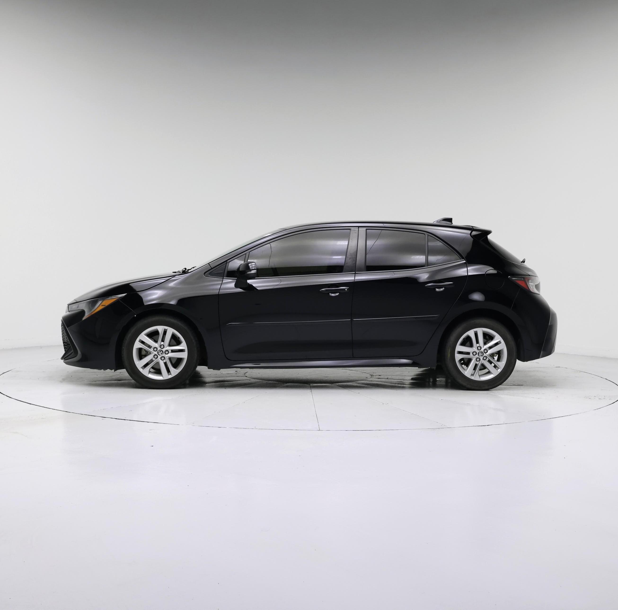Thumbnail: 2021 Toyota Corolla - 3