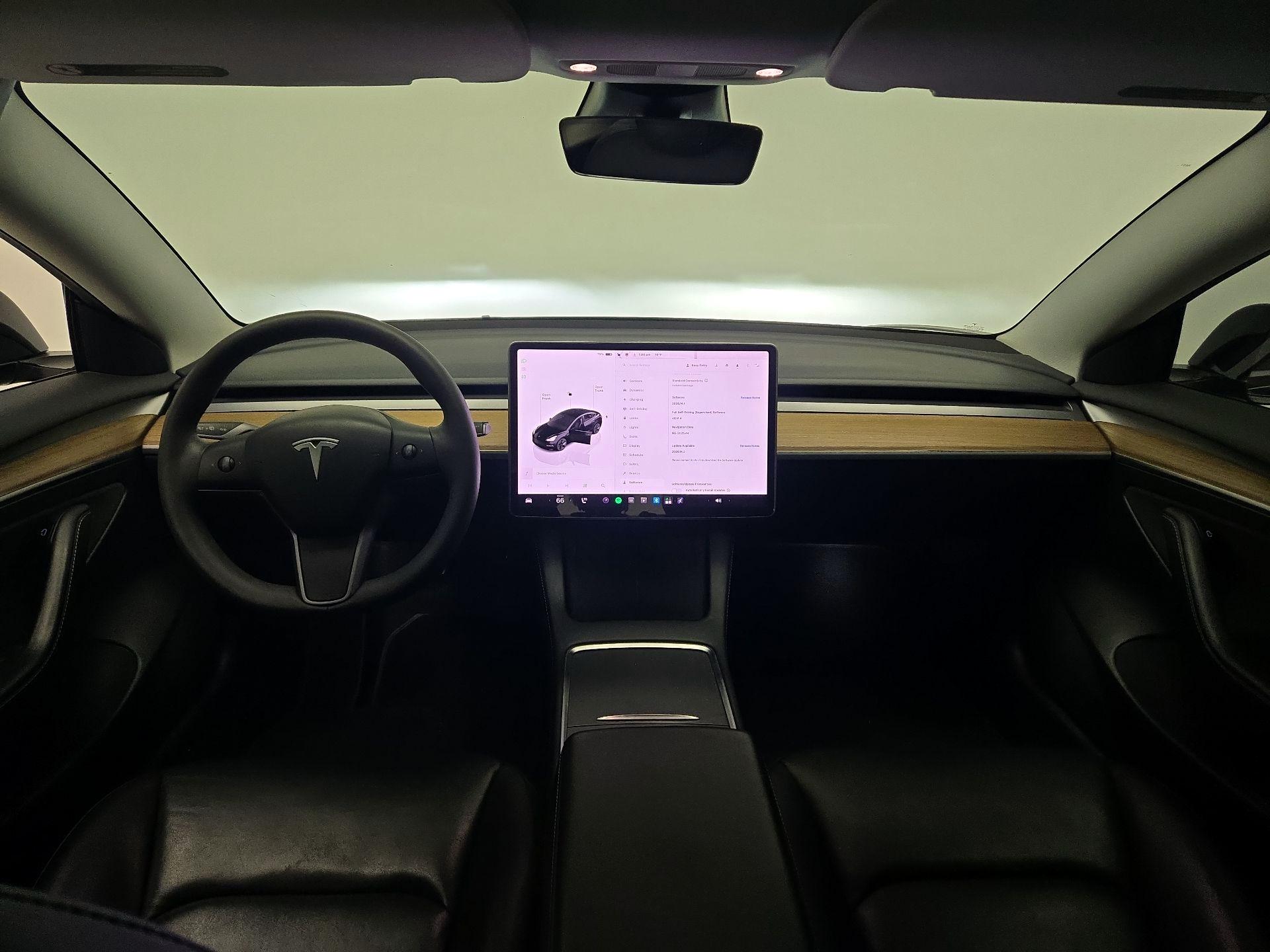 Thumbnail: 2022 Tesla Model 3 - 9