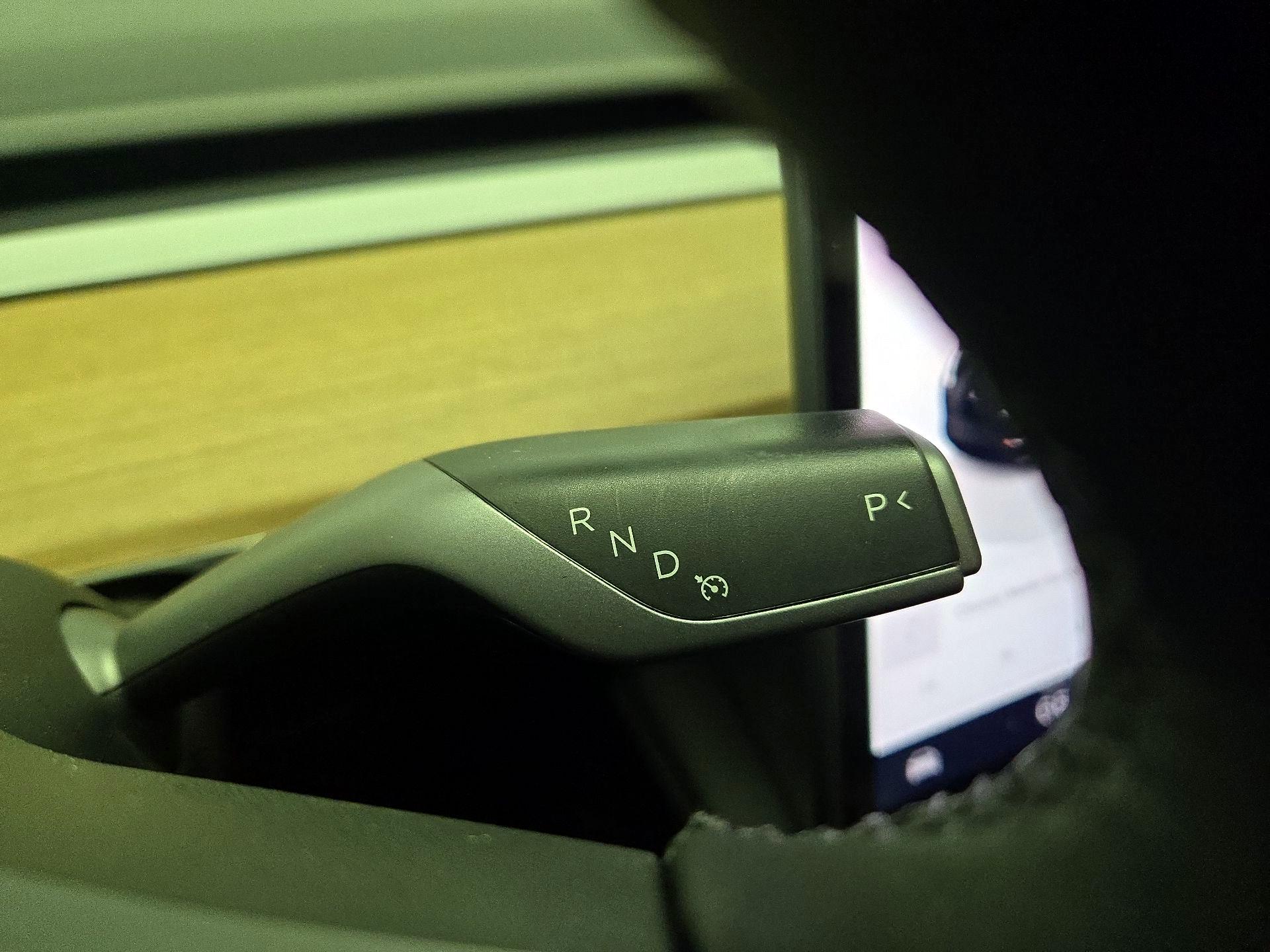 Thumbnail: 2022 Tesla Model 3 - 17