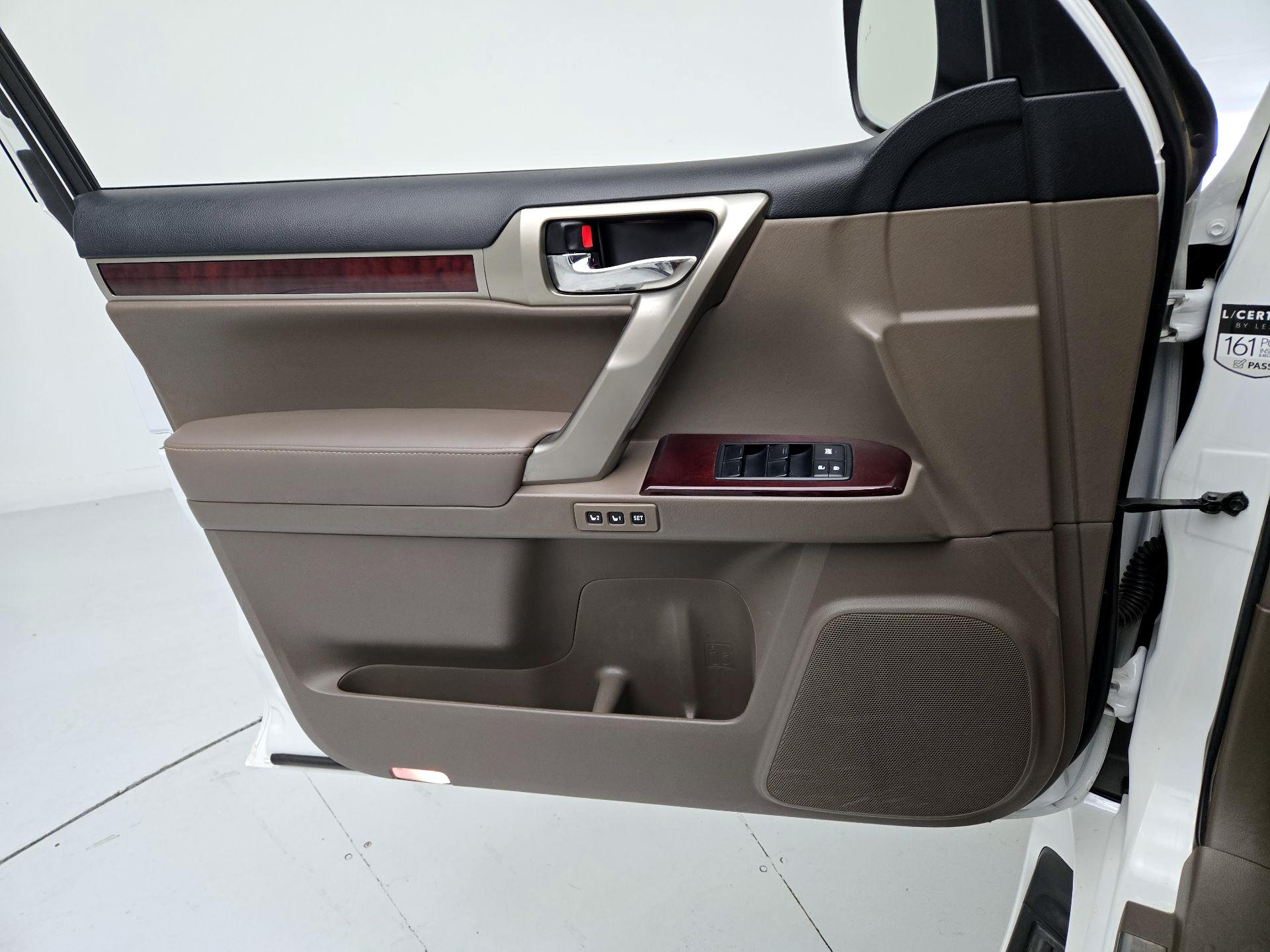 Thumbnail: 2017 Lexus GX - 12
