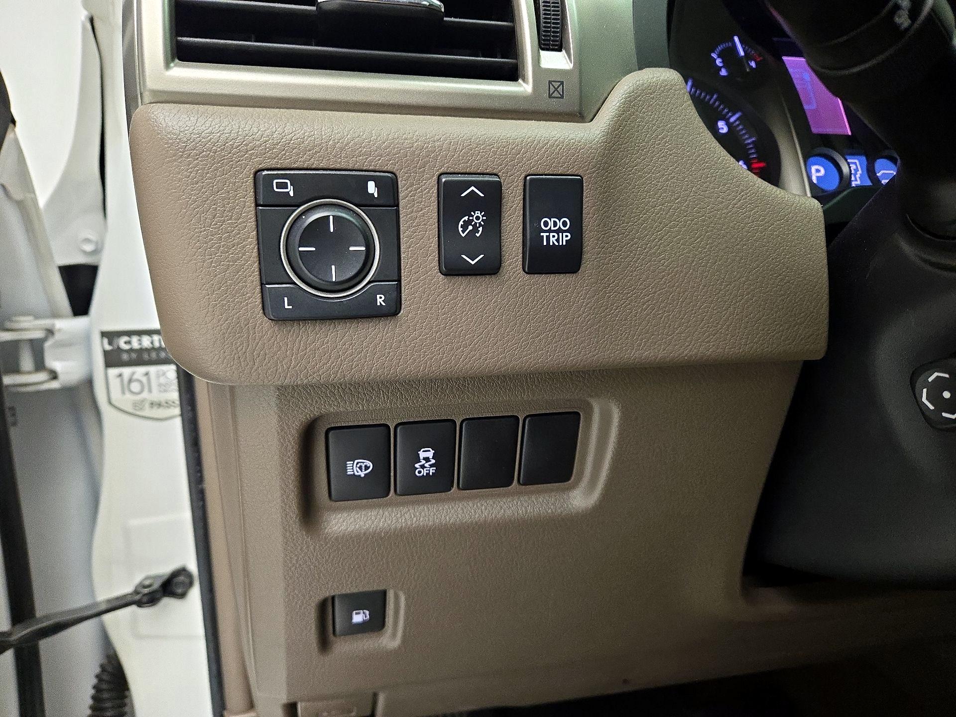 Thumbnail: 2017 Lexus GX - 13