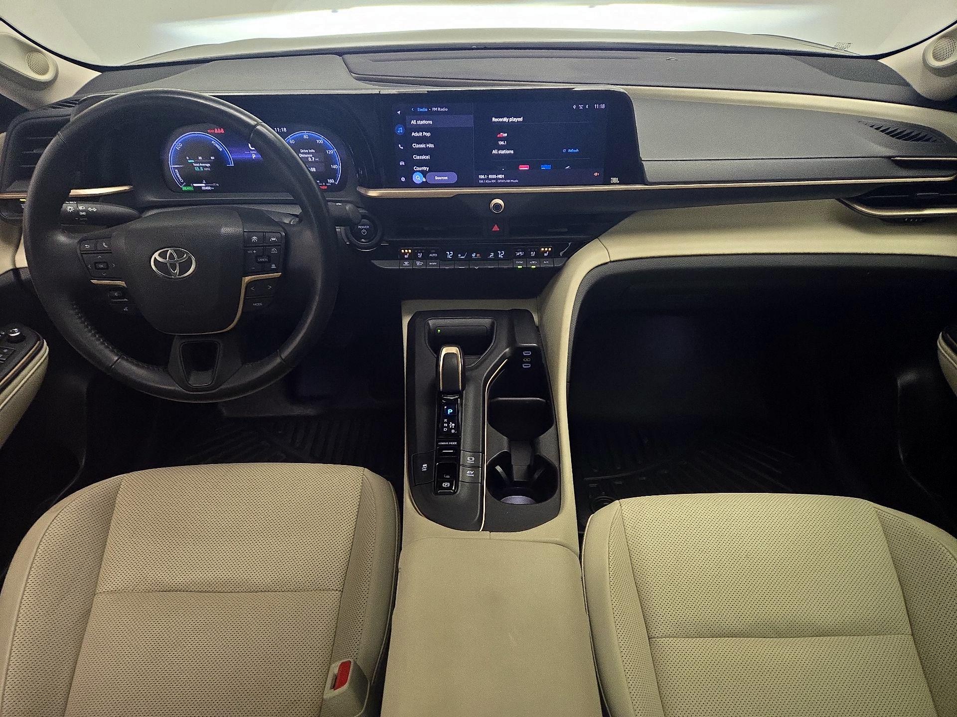 Thumbnail: 2023 Toyota Crown - 9